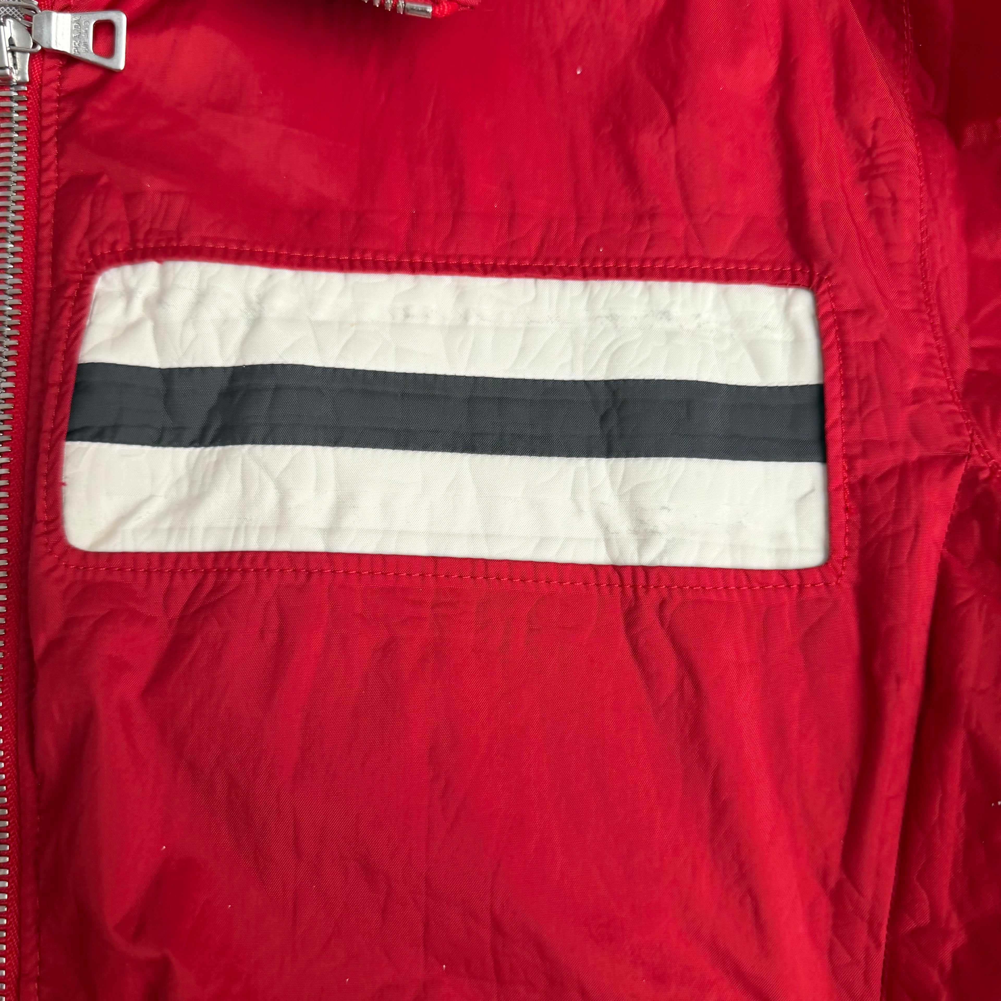 Prada jakke (Str. 46)
