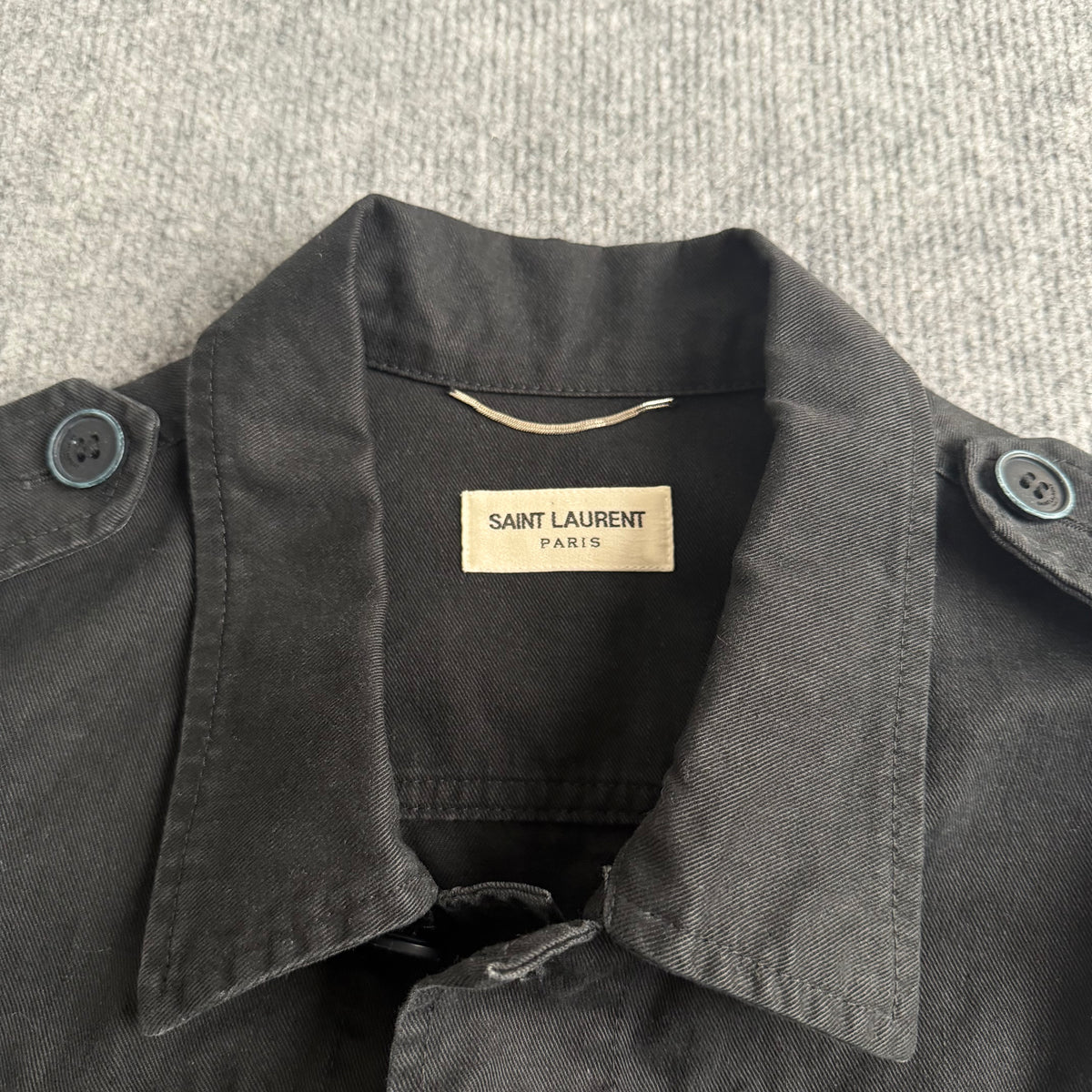 Saint Laurent skjorte (Str. M)