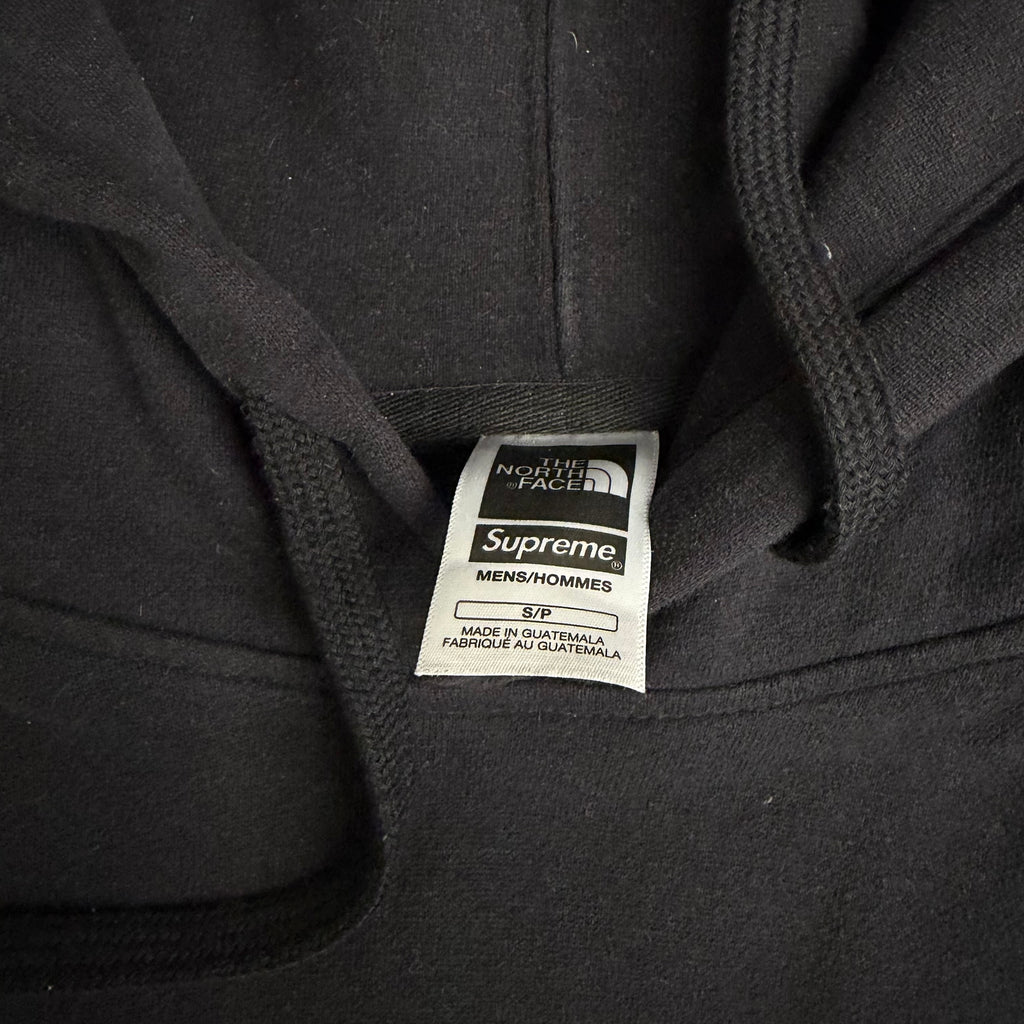 Supreme x the north face (Str. S)