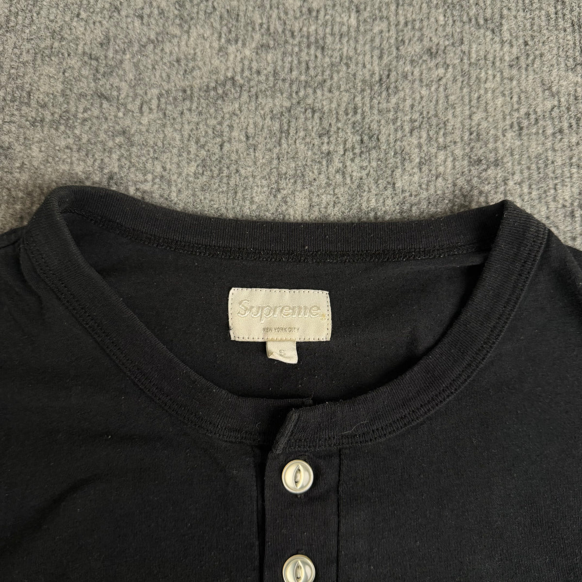 Supreme x playboy Henley t-shirt (Str. L)