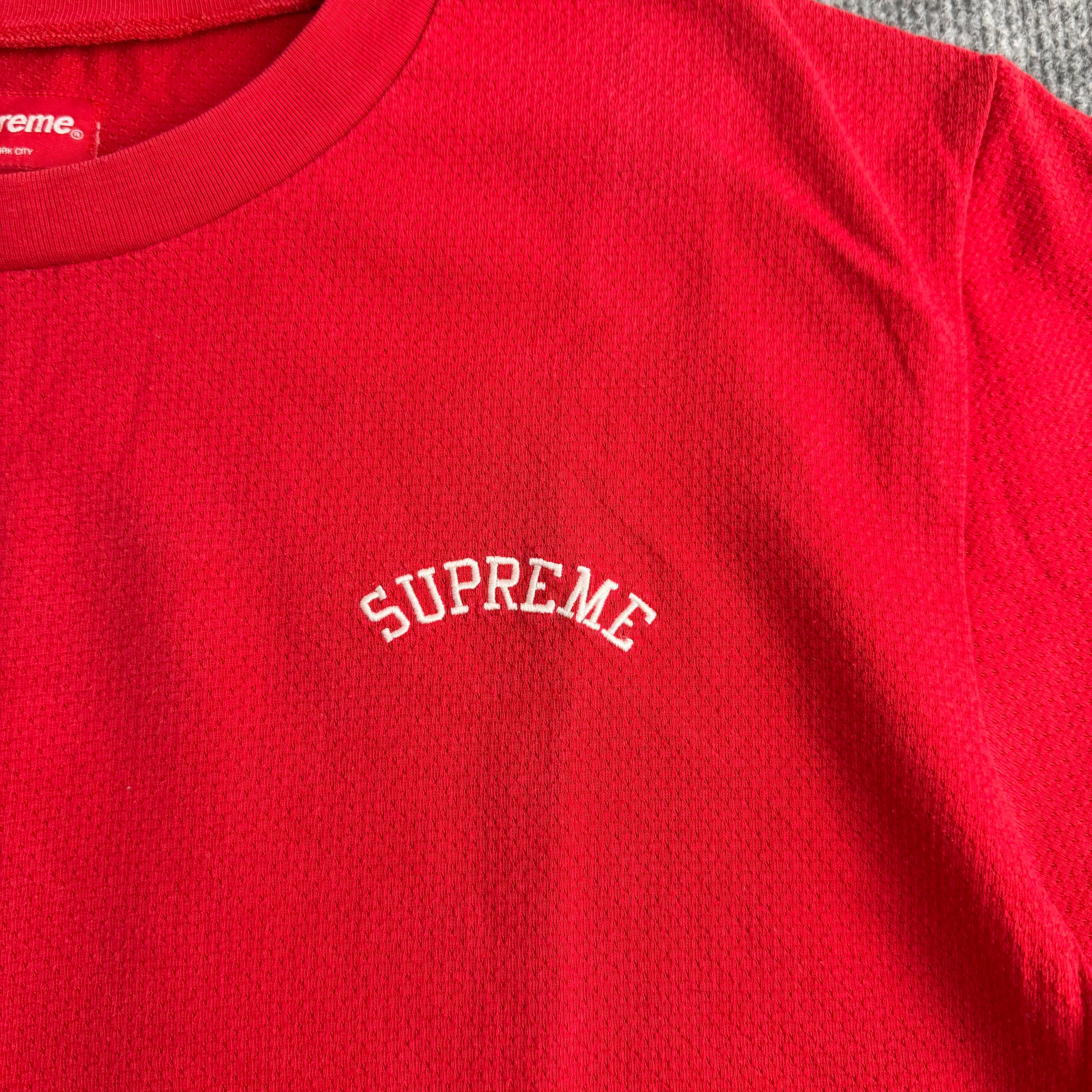 Supreme t-shirt (Str. L)