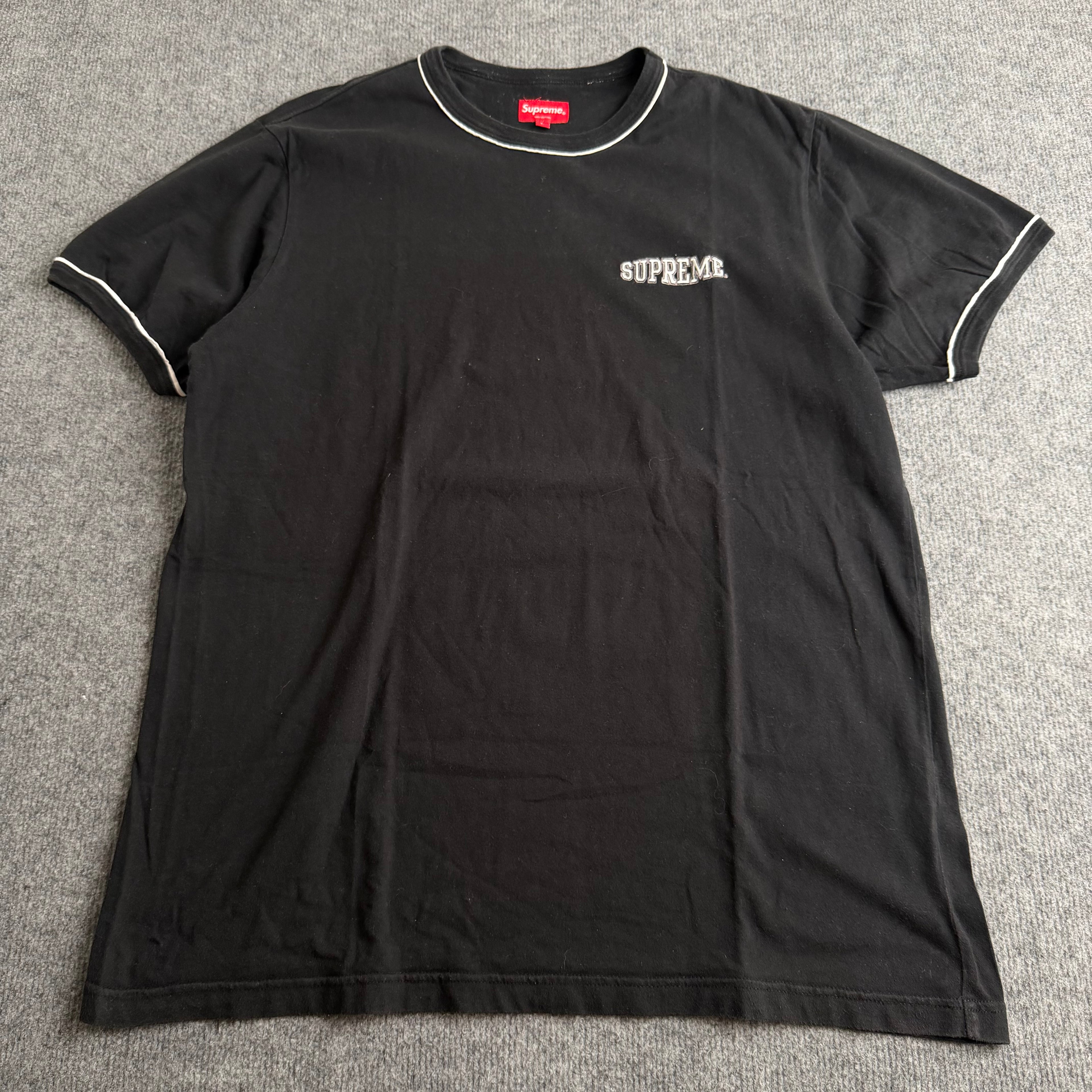 Supreme t-shirt (Str. L)