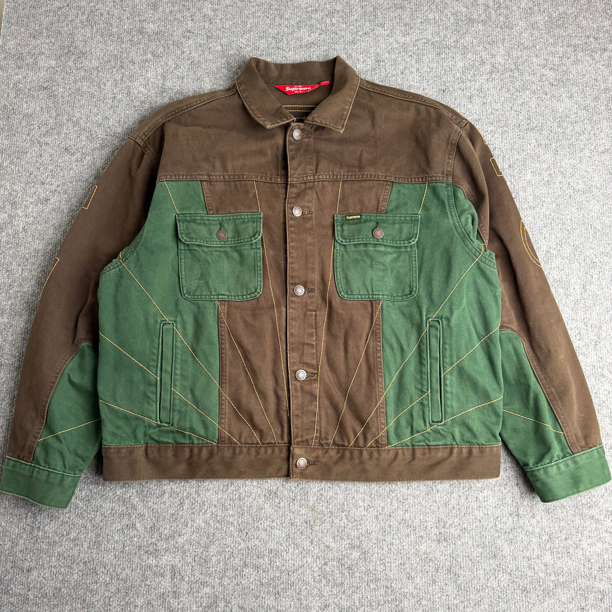 Supreme denim jakke (Str. L)