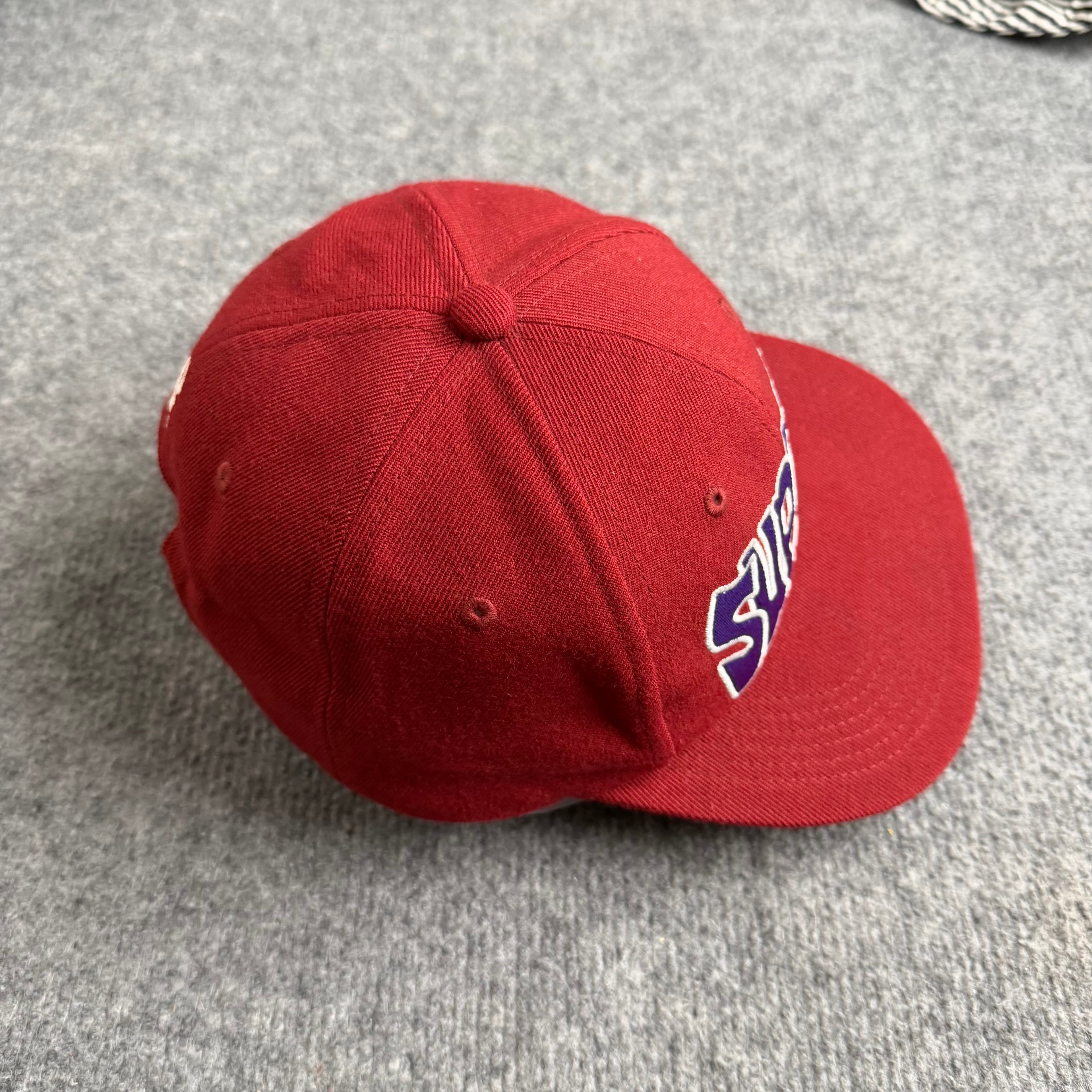 Supreme kasket