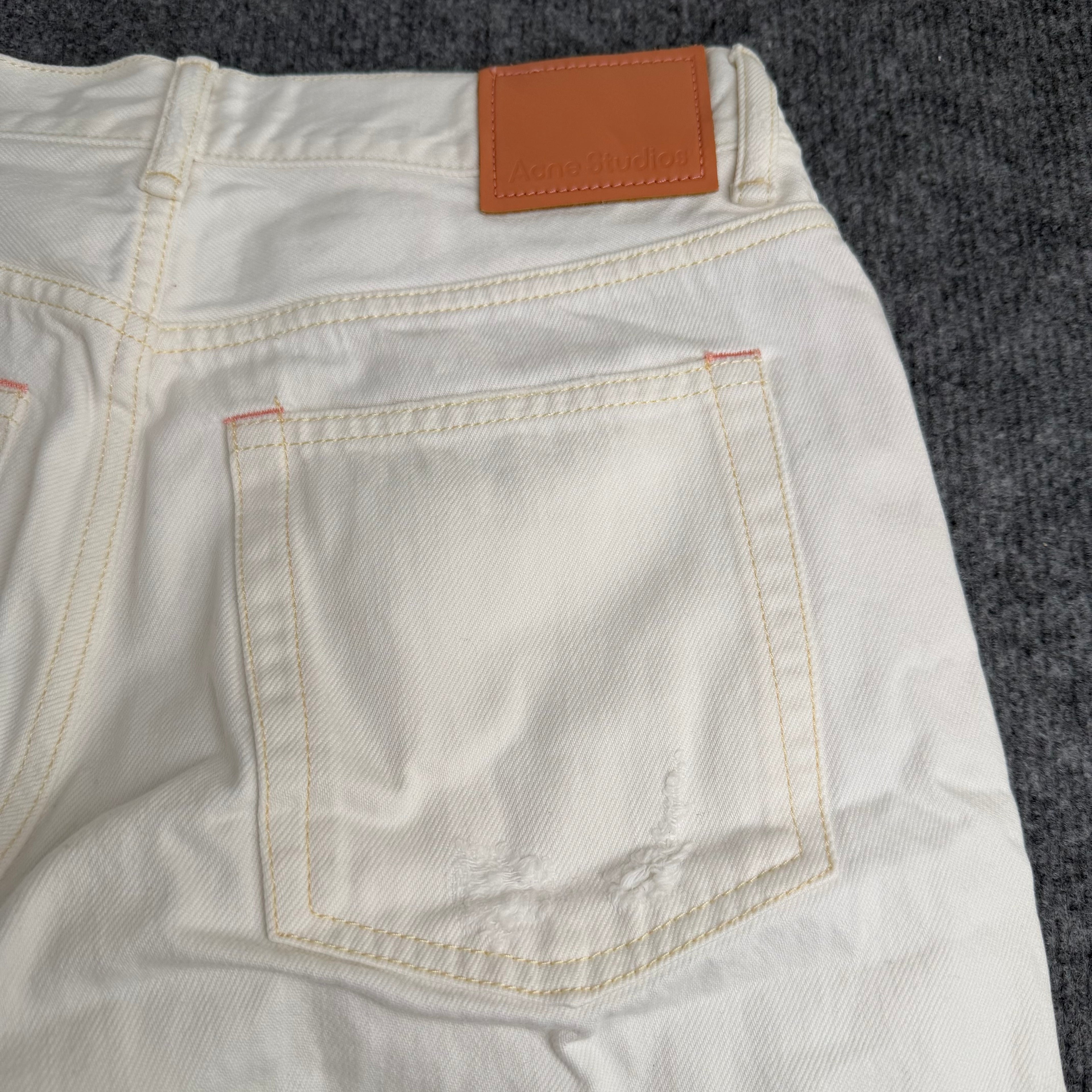 Acne studios bukser (Str. 30/32)