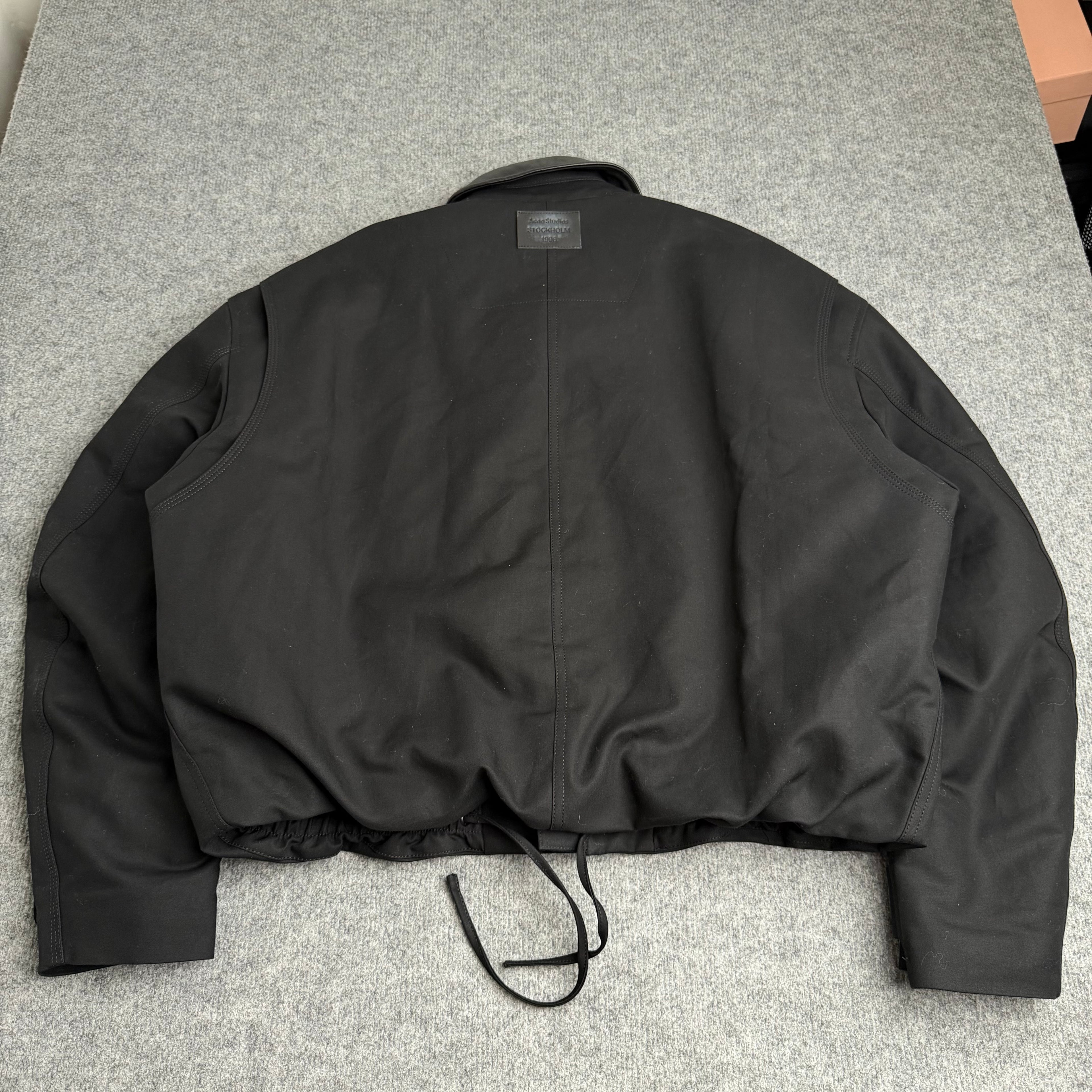Acne Studios jakke (Str. S)