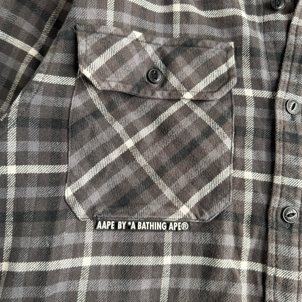 Aape skjorte (Str. M)