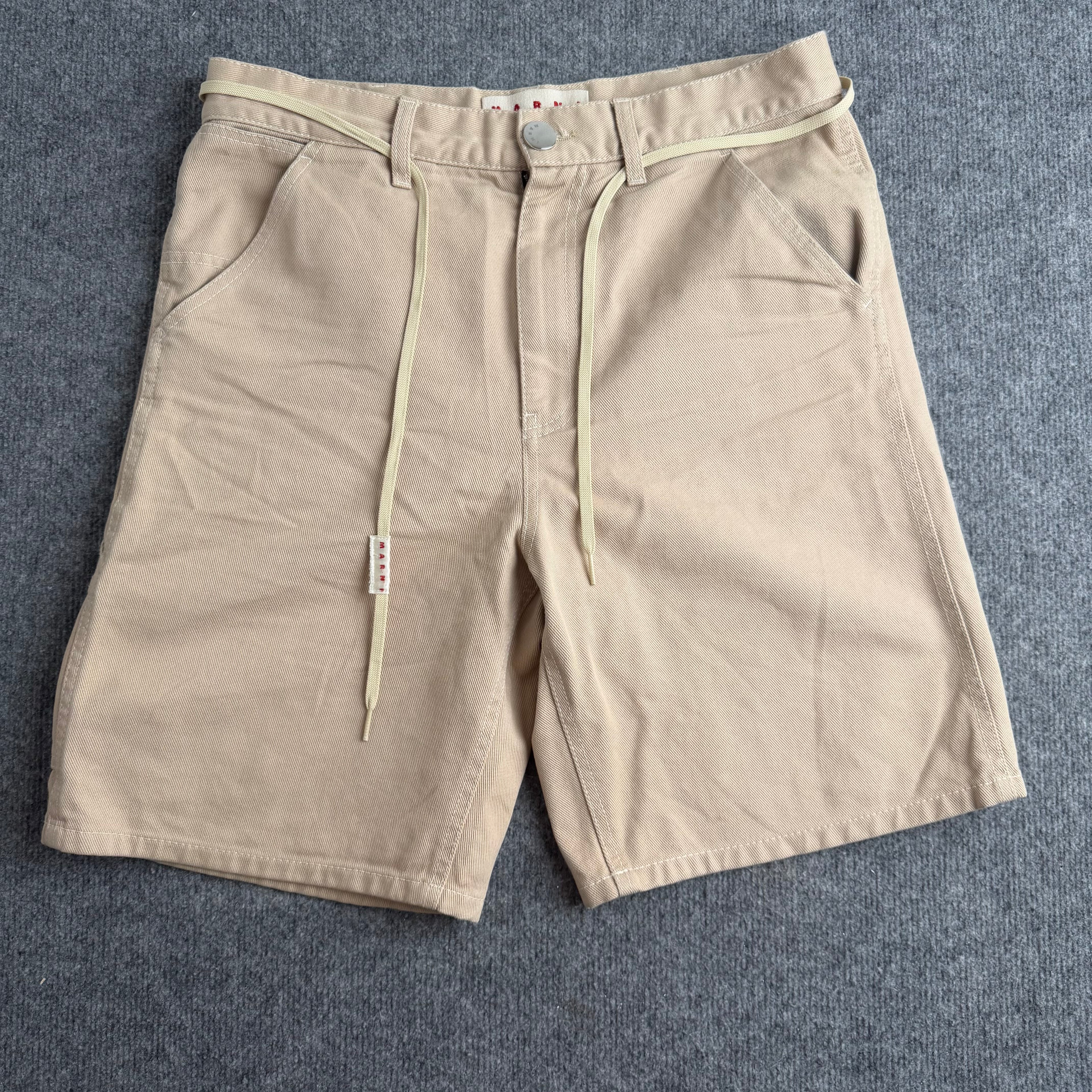 Marni shorts (Str. M)