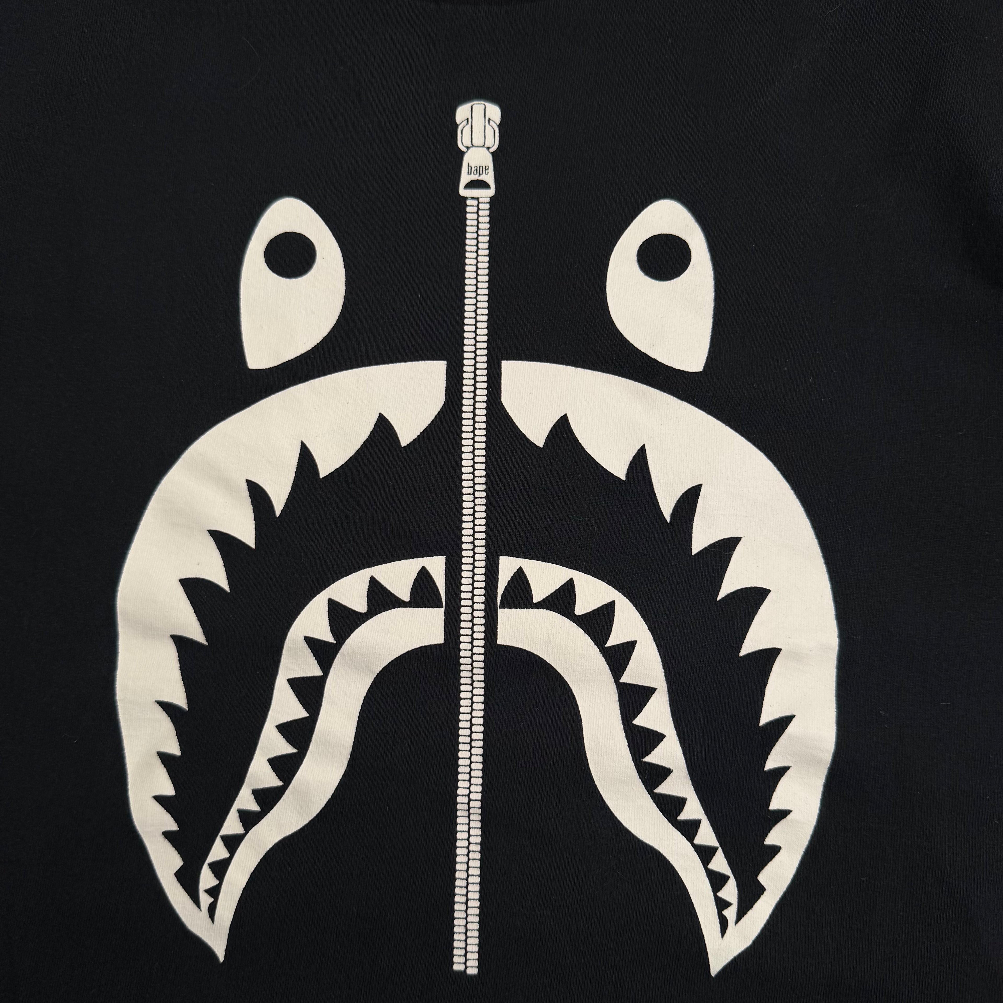 A bathing ape t-shirt (Str. L)