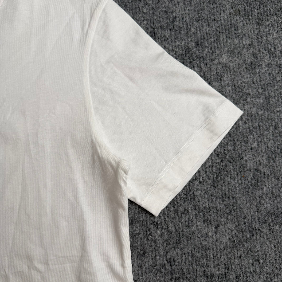 Chanel t-shirt (Str. S)