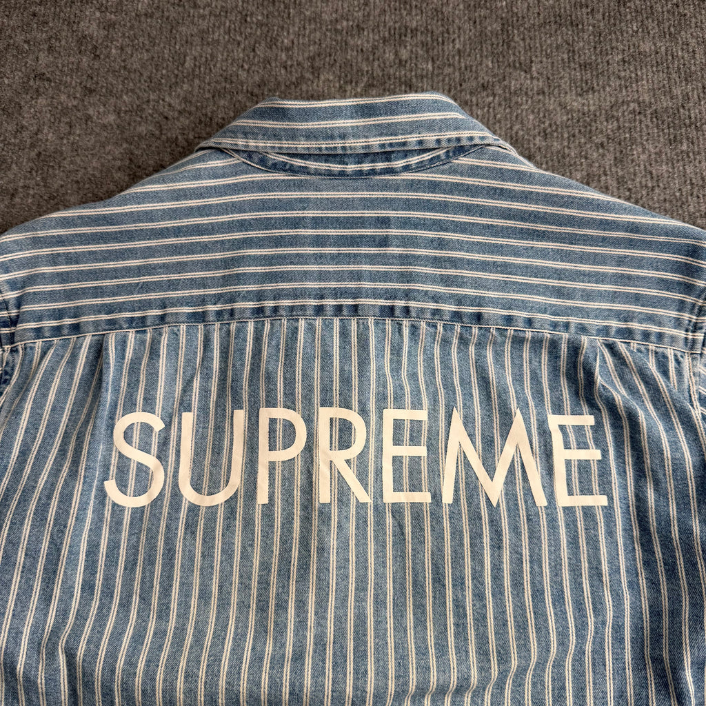 Supreme skjorte (Str. M)