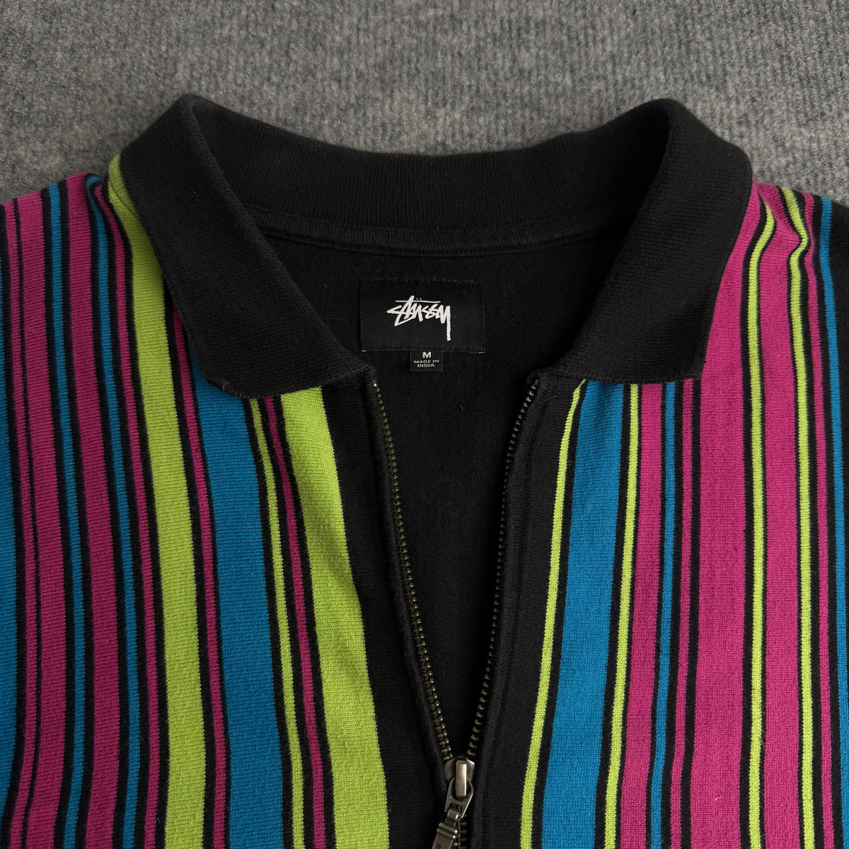 Stussy bluse (Str. M)