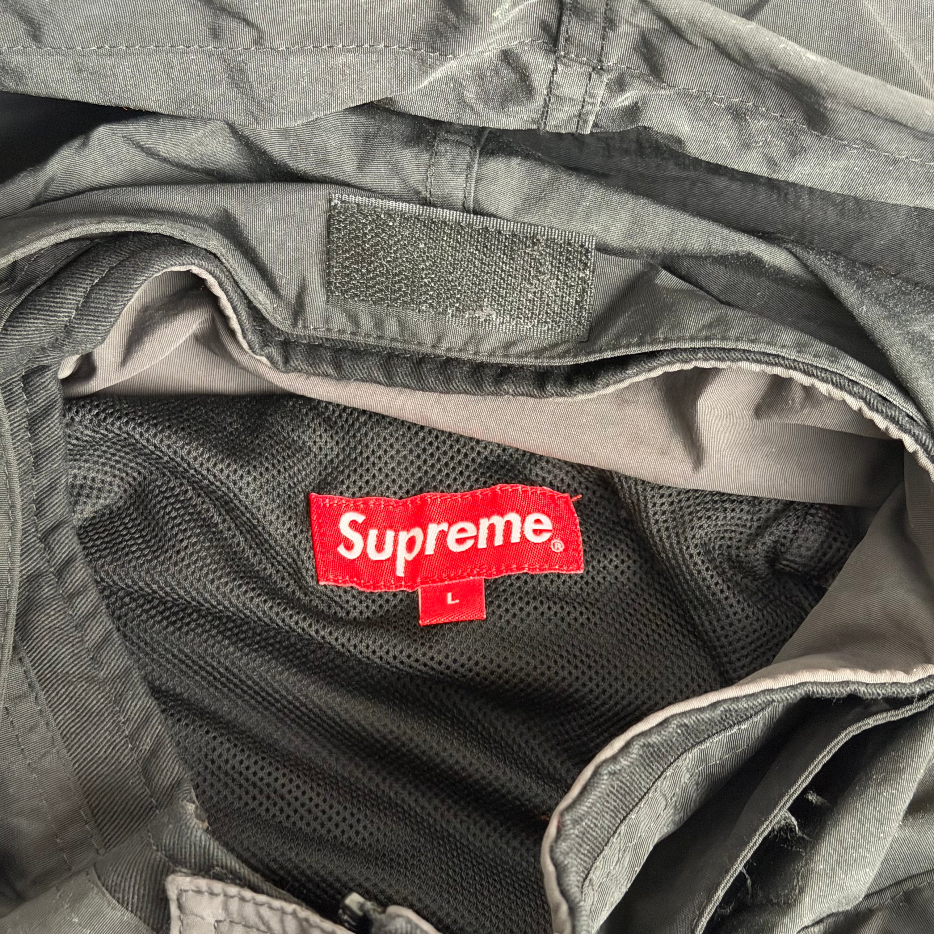 Supreme jakke (Str. L)