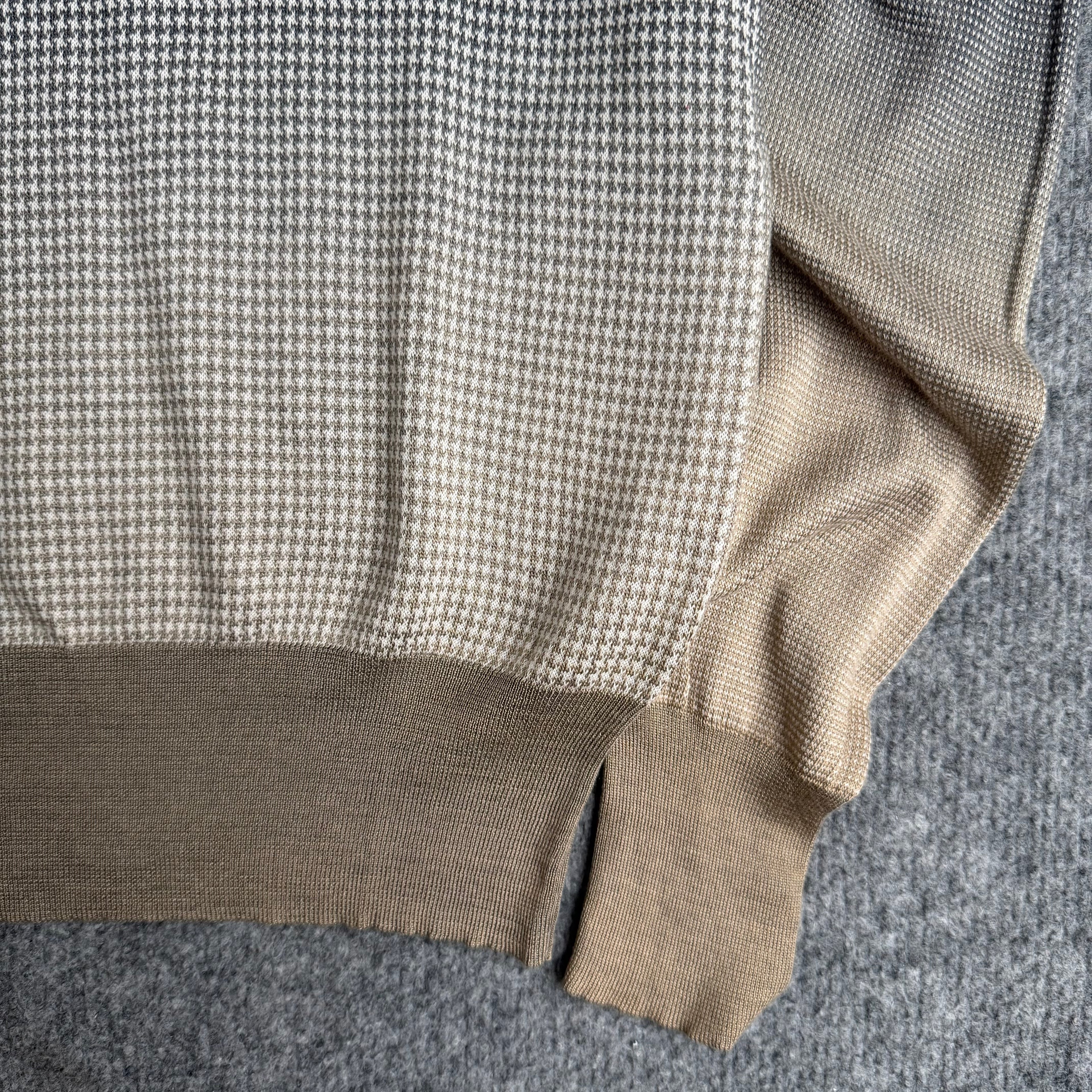 Prada bluse (Str. 50)