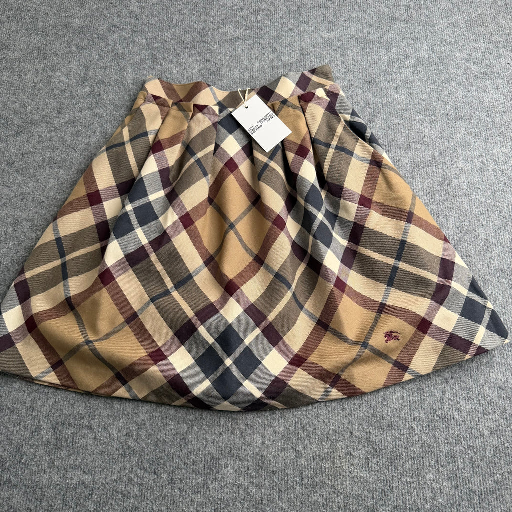 Burberry nederdel (Str. 38)