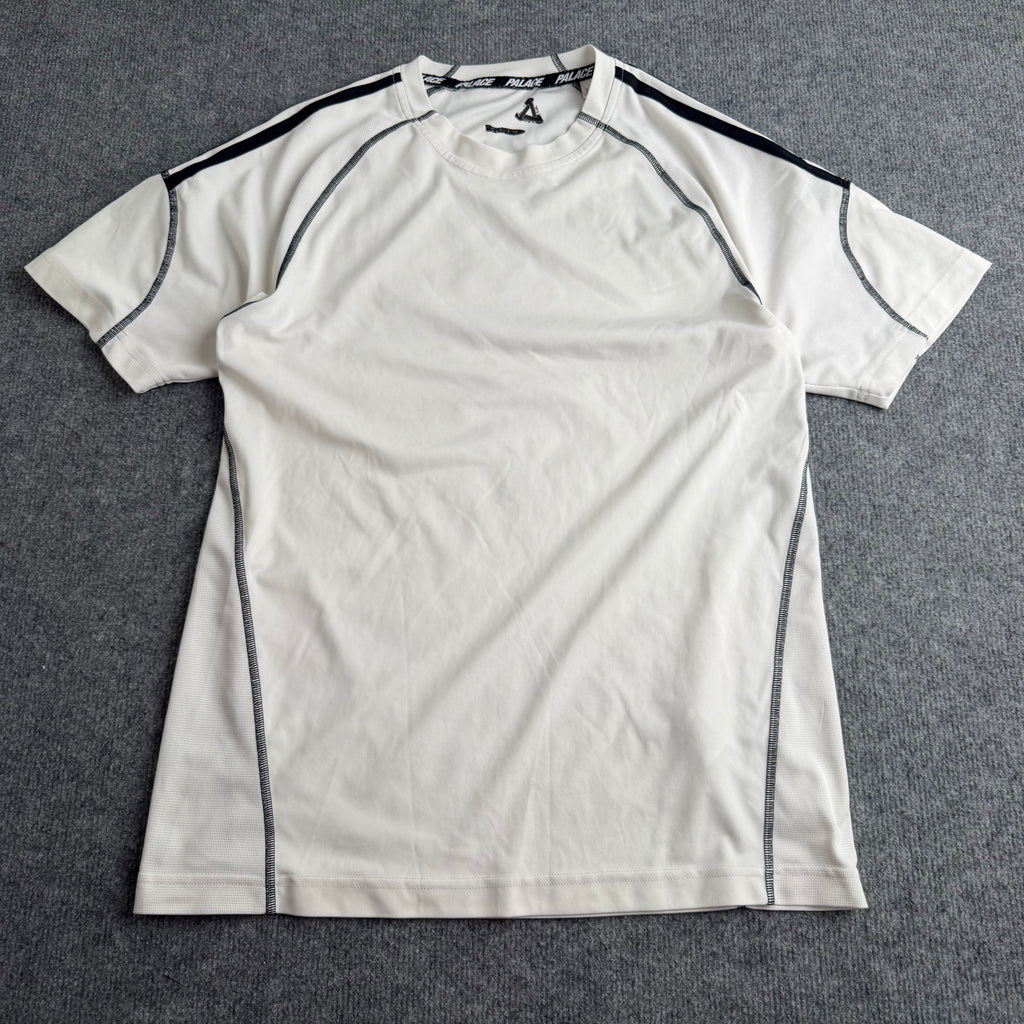 Adidas x palace t-shirt (Str. M)