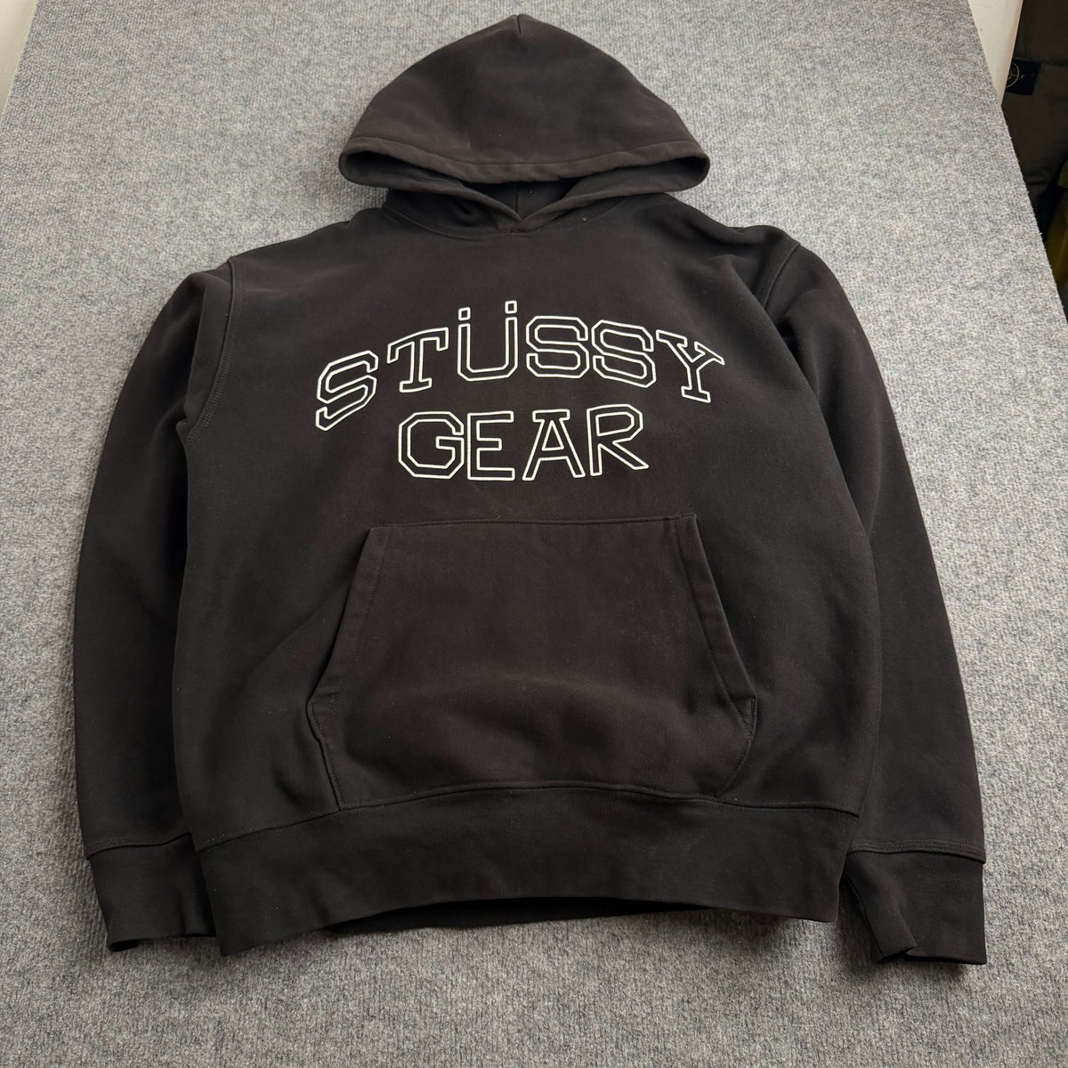 Stussy hættetrøje (Str. L)