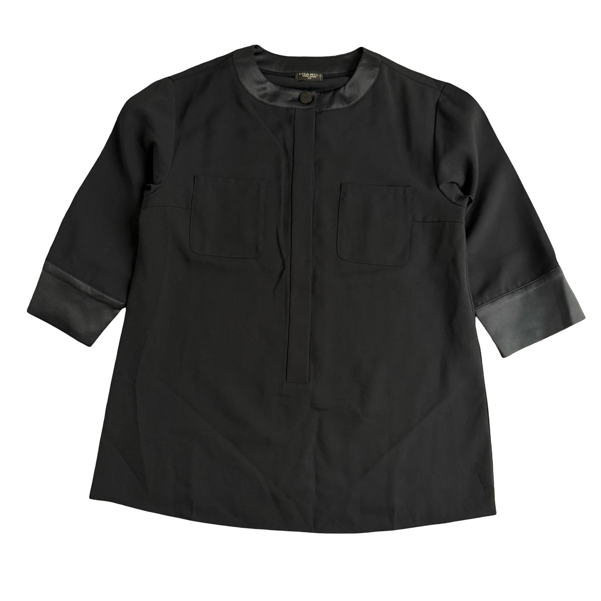Chanel bluse (Str. 34)