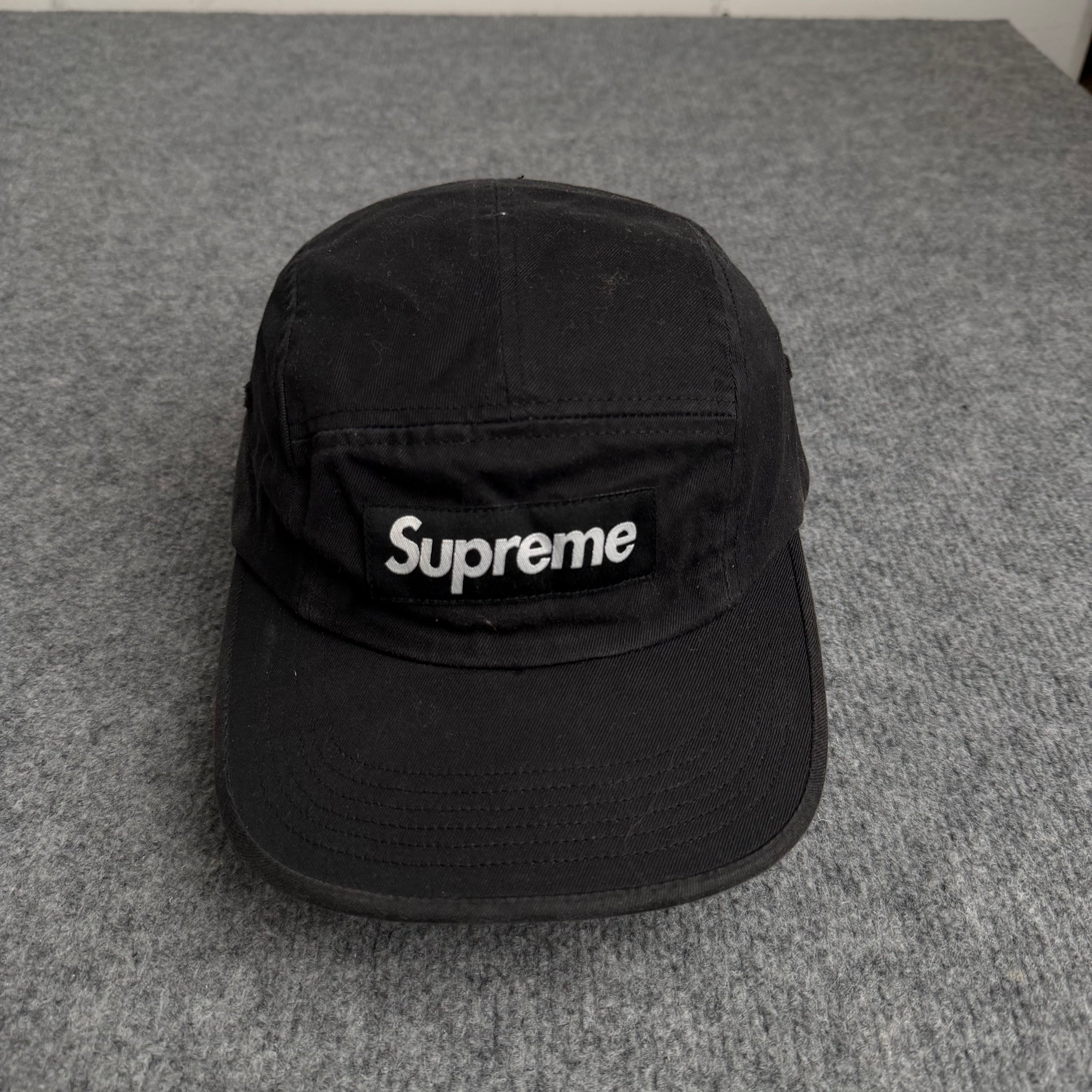 Supreme kasket