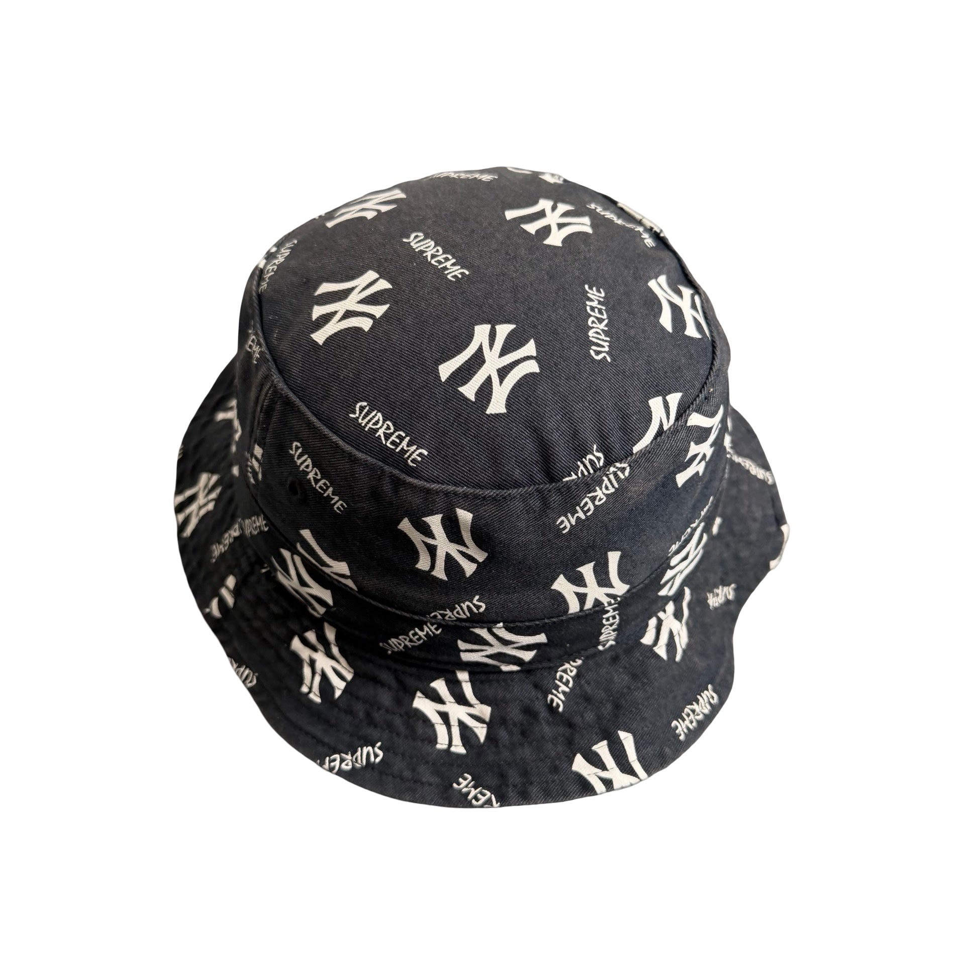 Supreme Yankees har (Str. S/M)