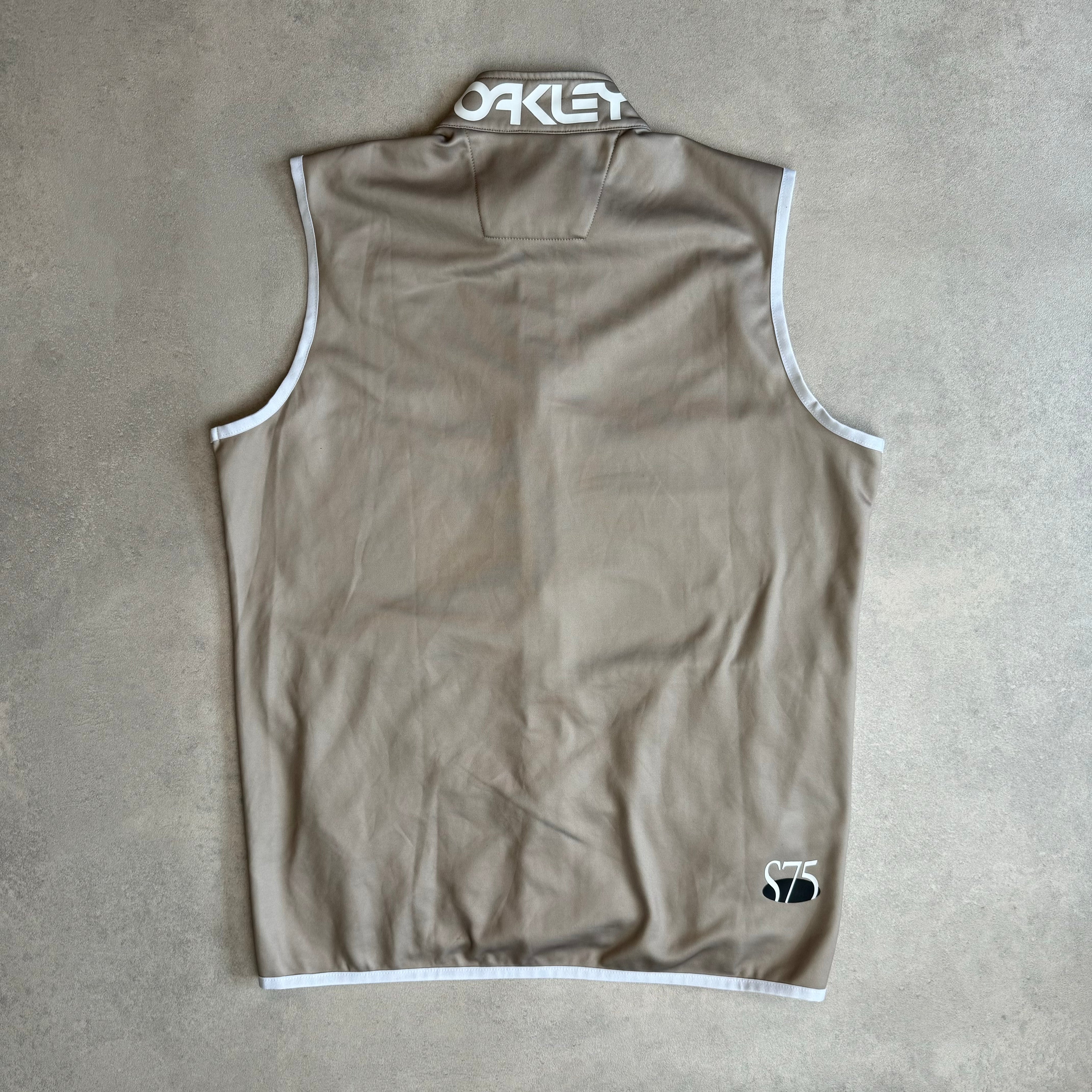 Oakley vest (Str. M)