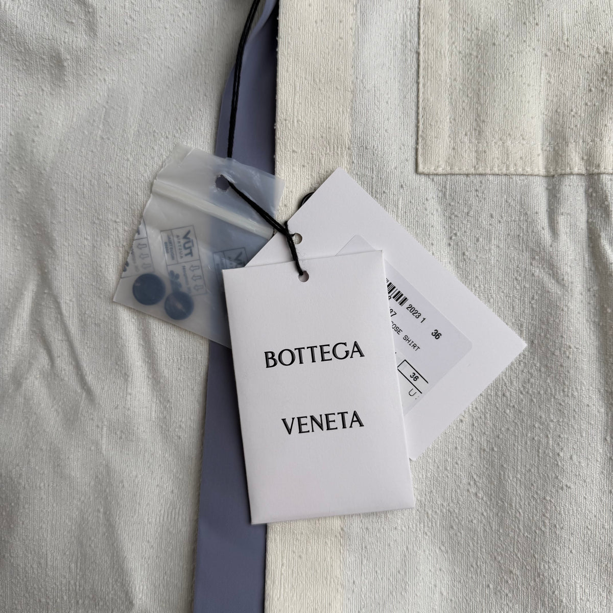Bottega Veneta skjorte (Str. 36)