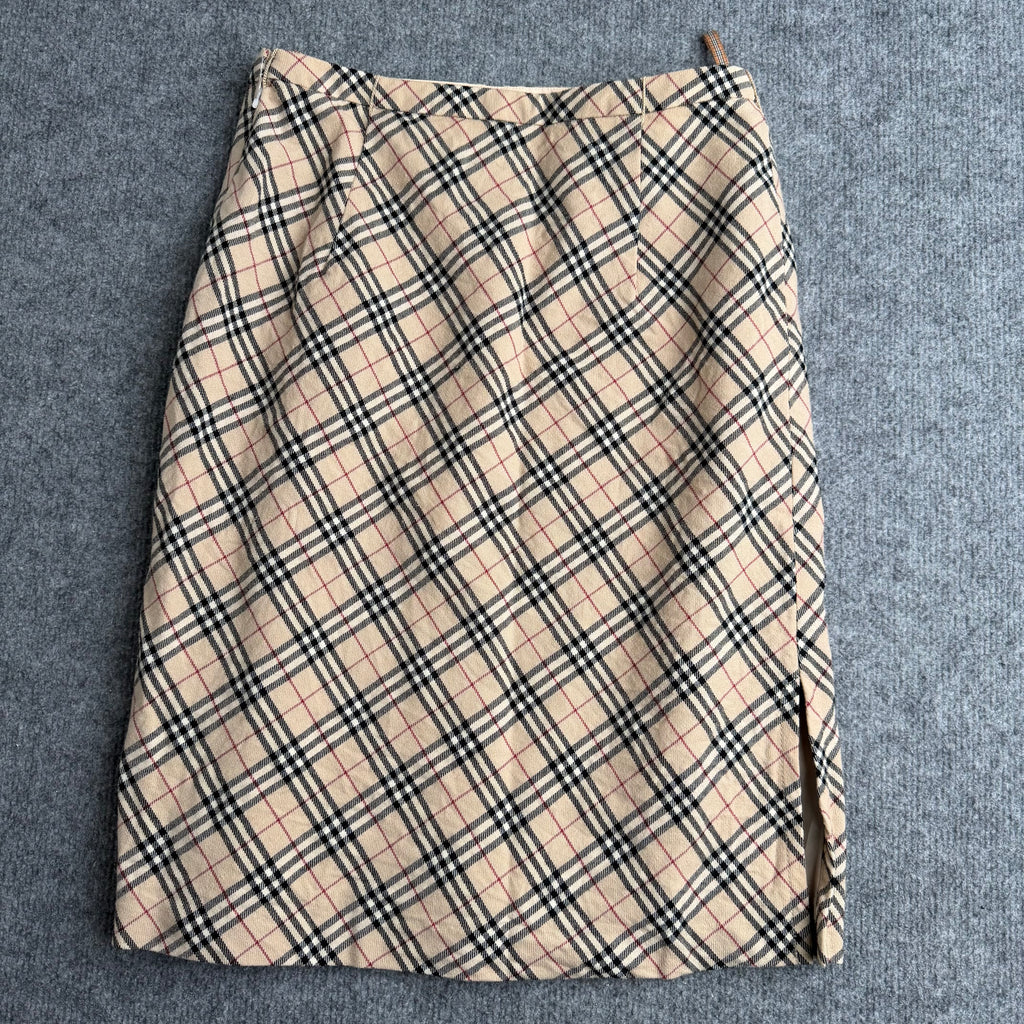 Burberry nederdel (Str. 36)