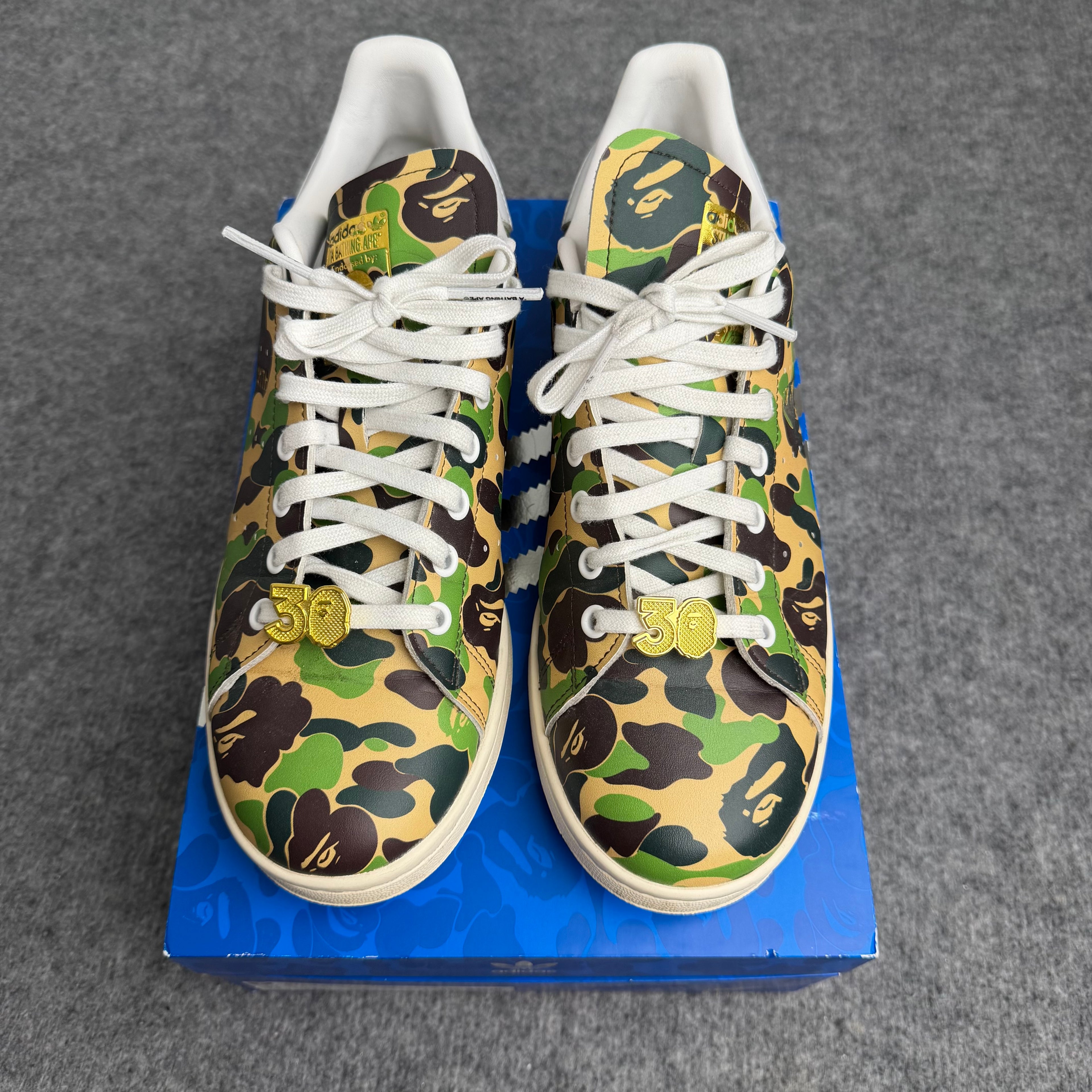 Adidas x a bathing ape (Str. 44)