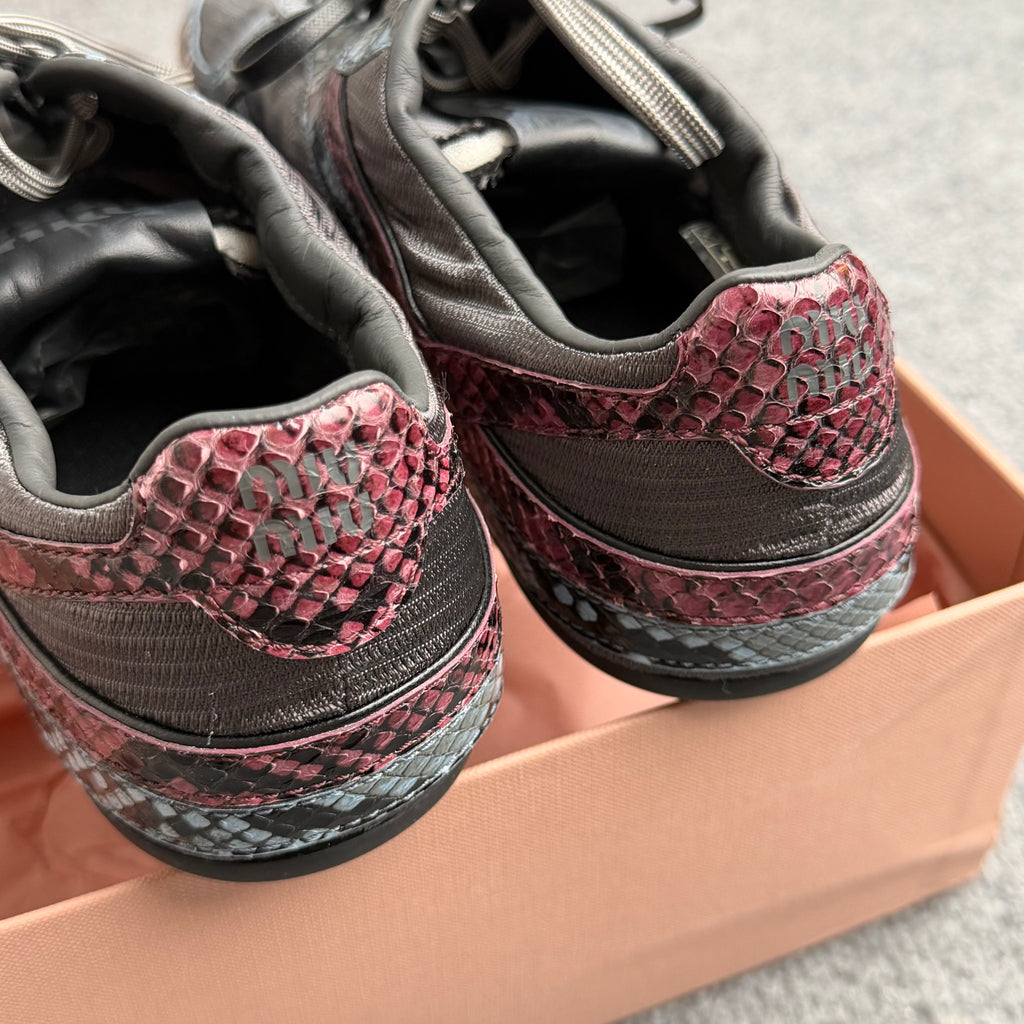 Miu Miu sneakers (Str. 42)
