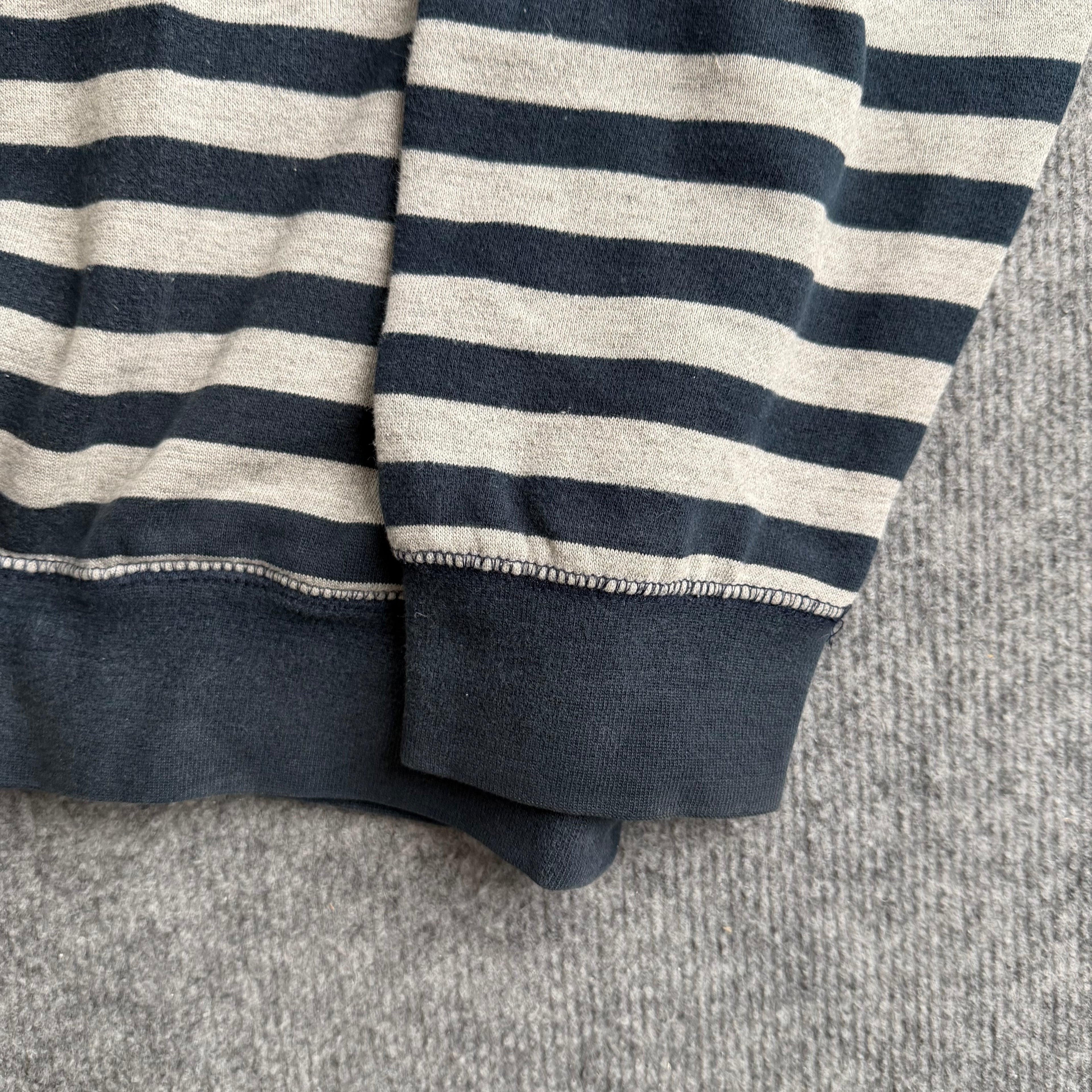 Stussy hættetrøje (Str. XL)