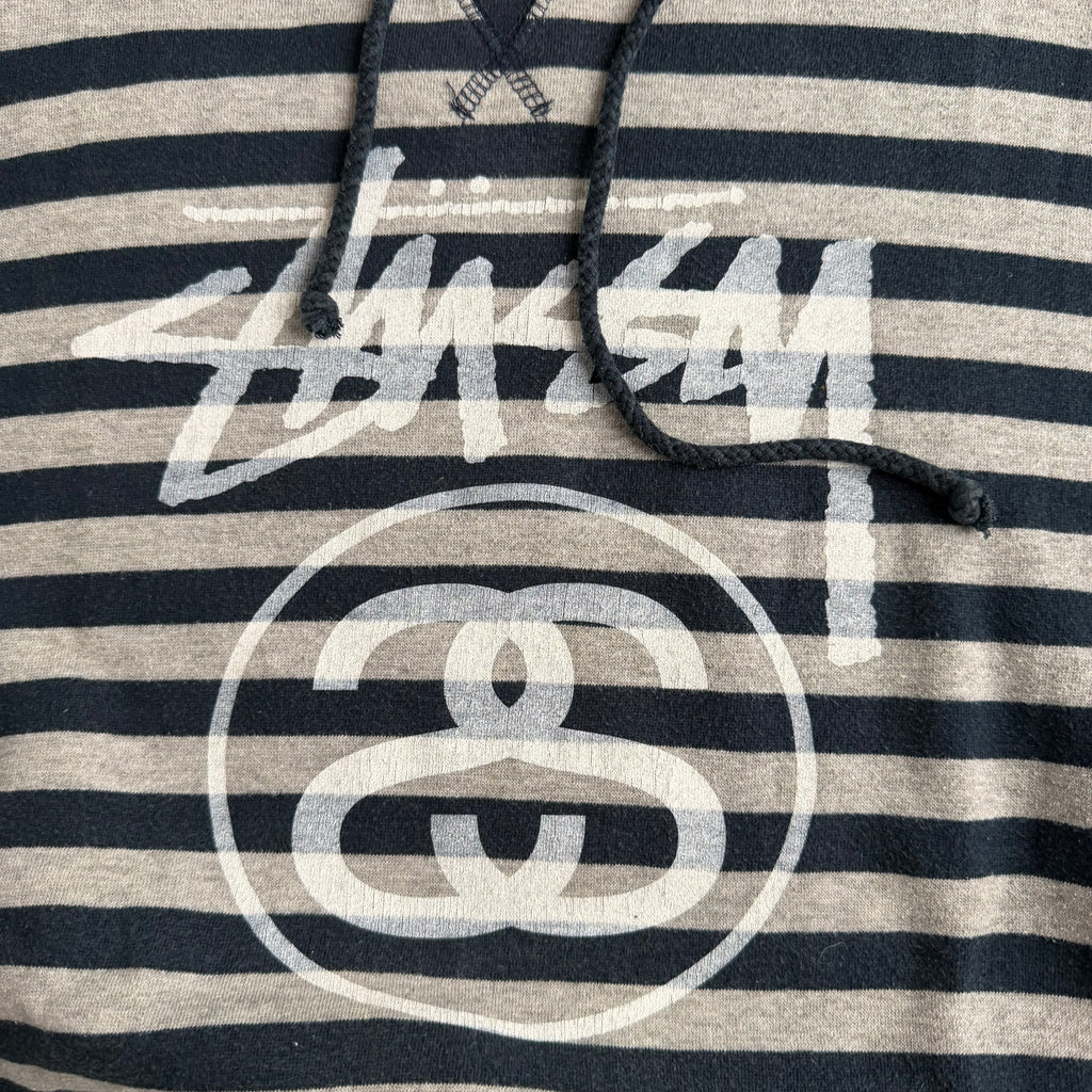 Stussy hættetrøje (Str. XL)