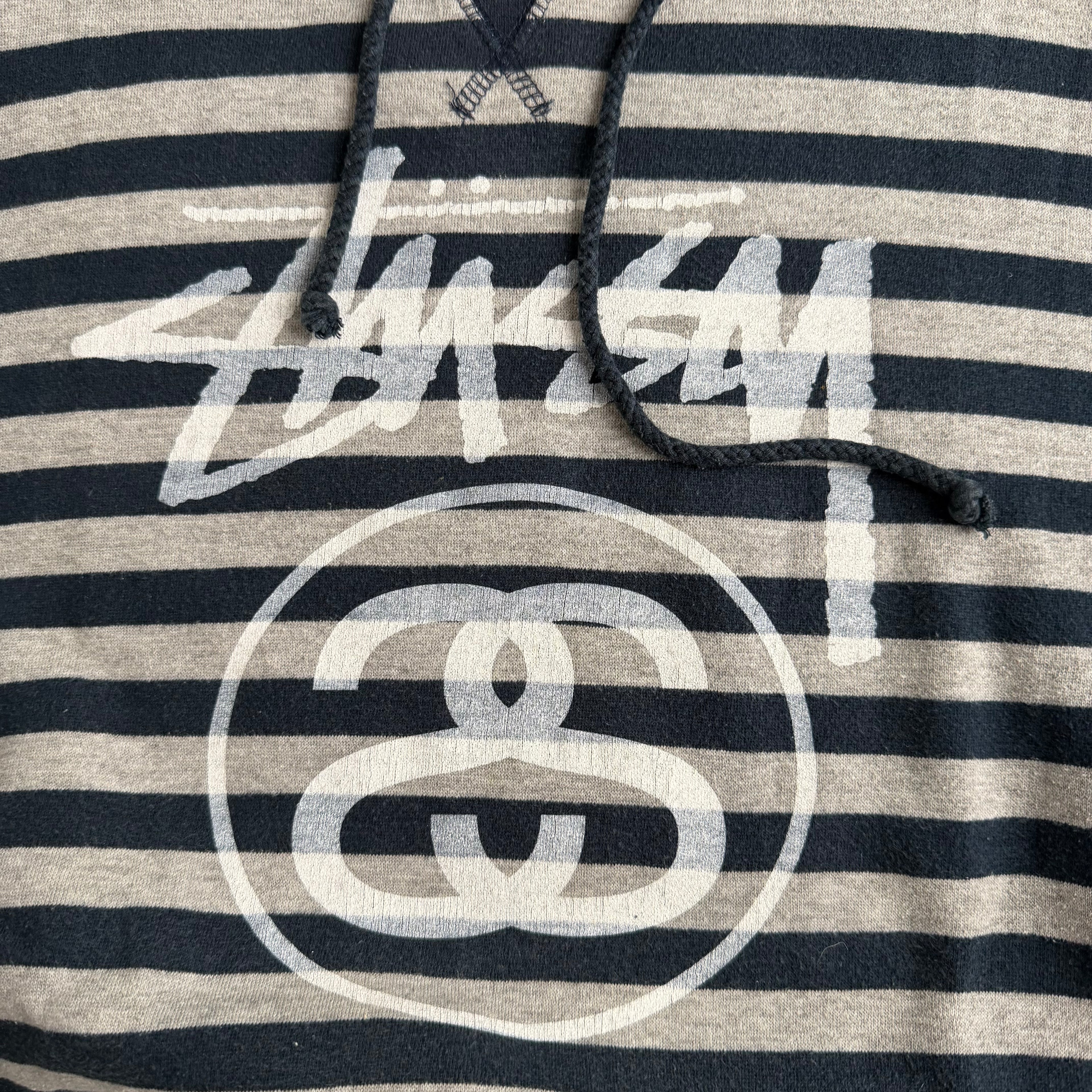 Stussy hættetrøje (Str. XL)