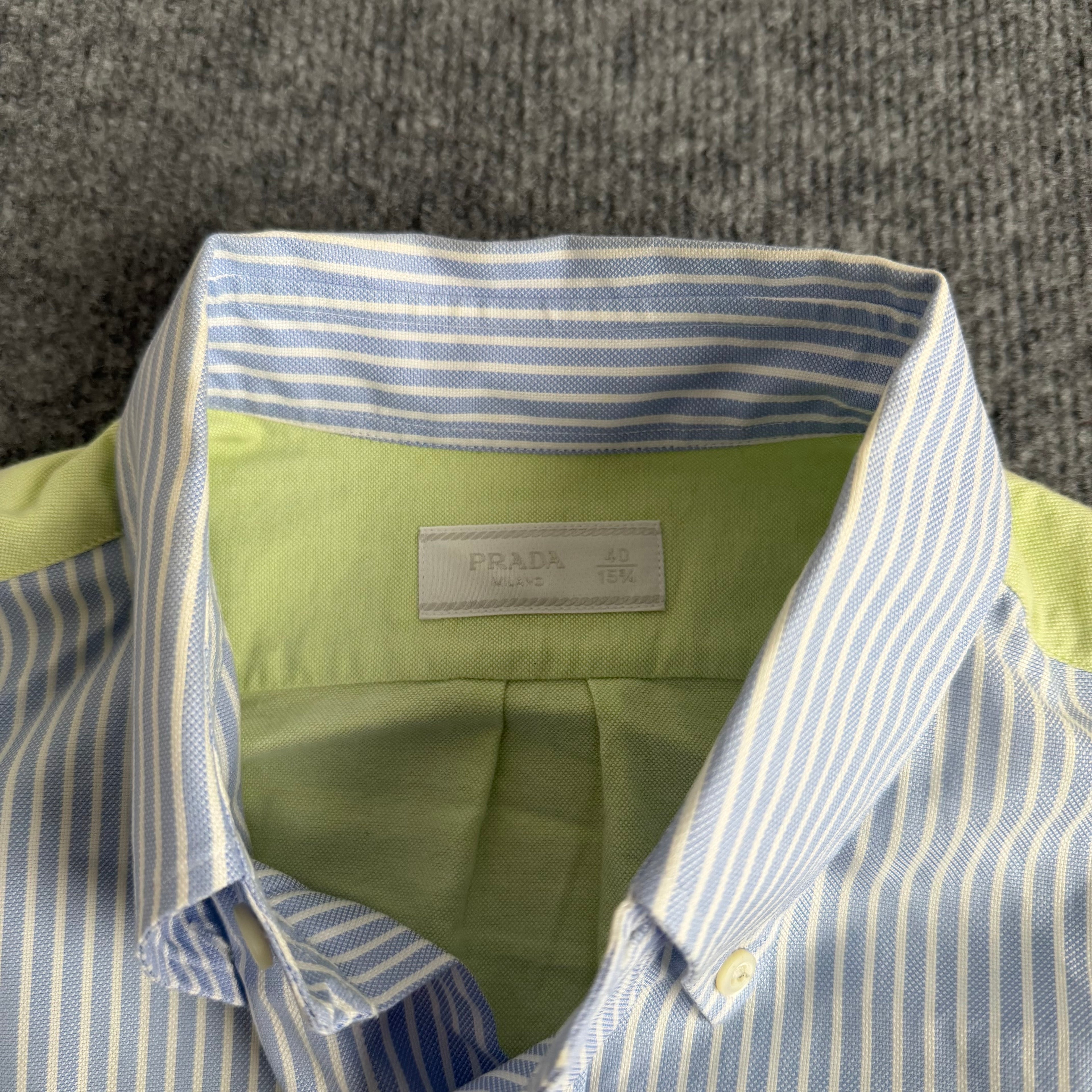 Prada skjorte (Str. 40)