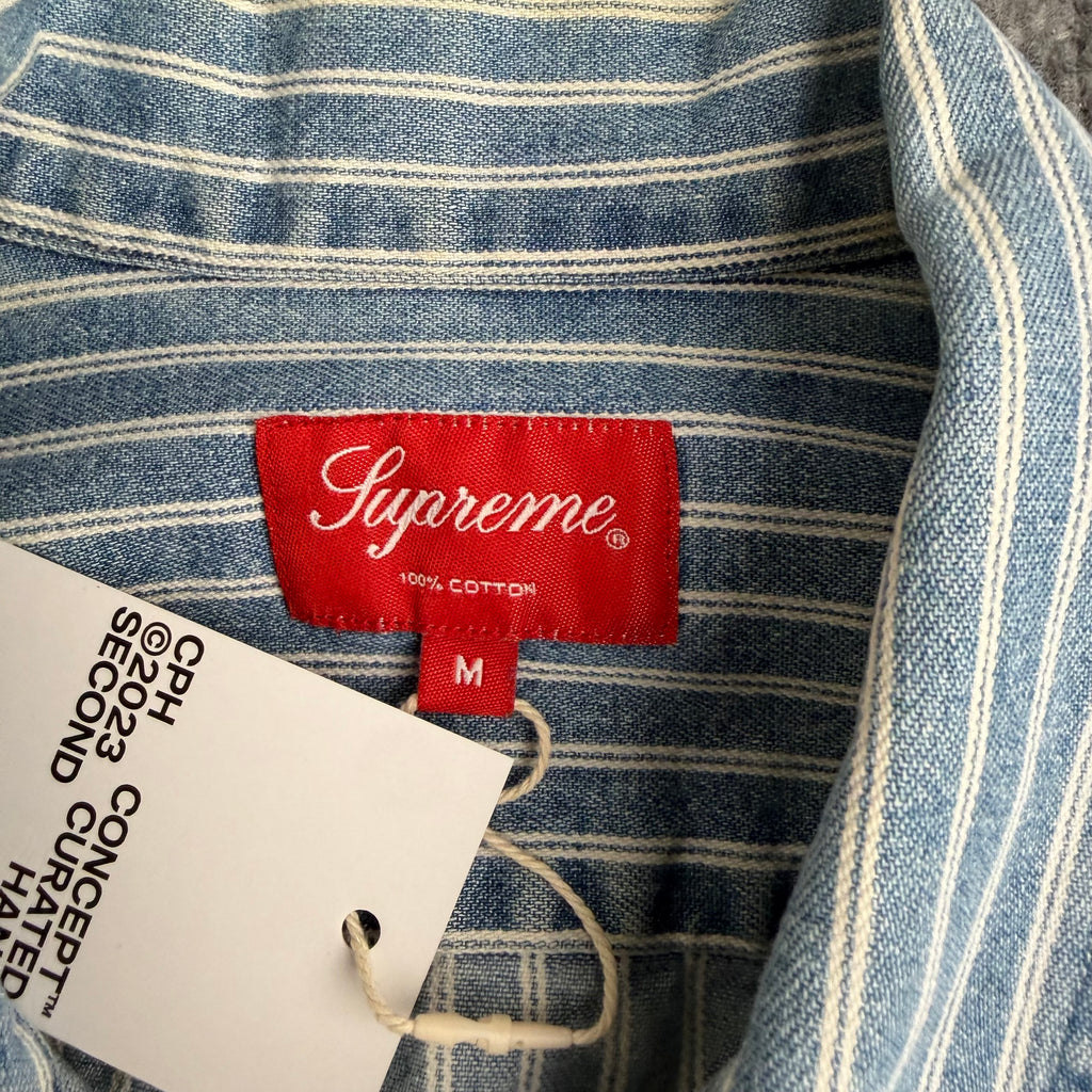 Supreme skjorte (Str. M)
