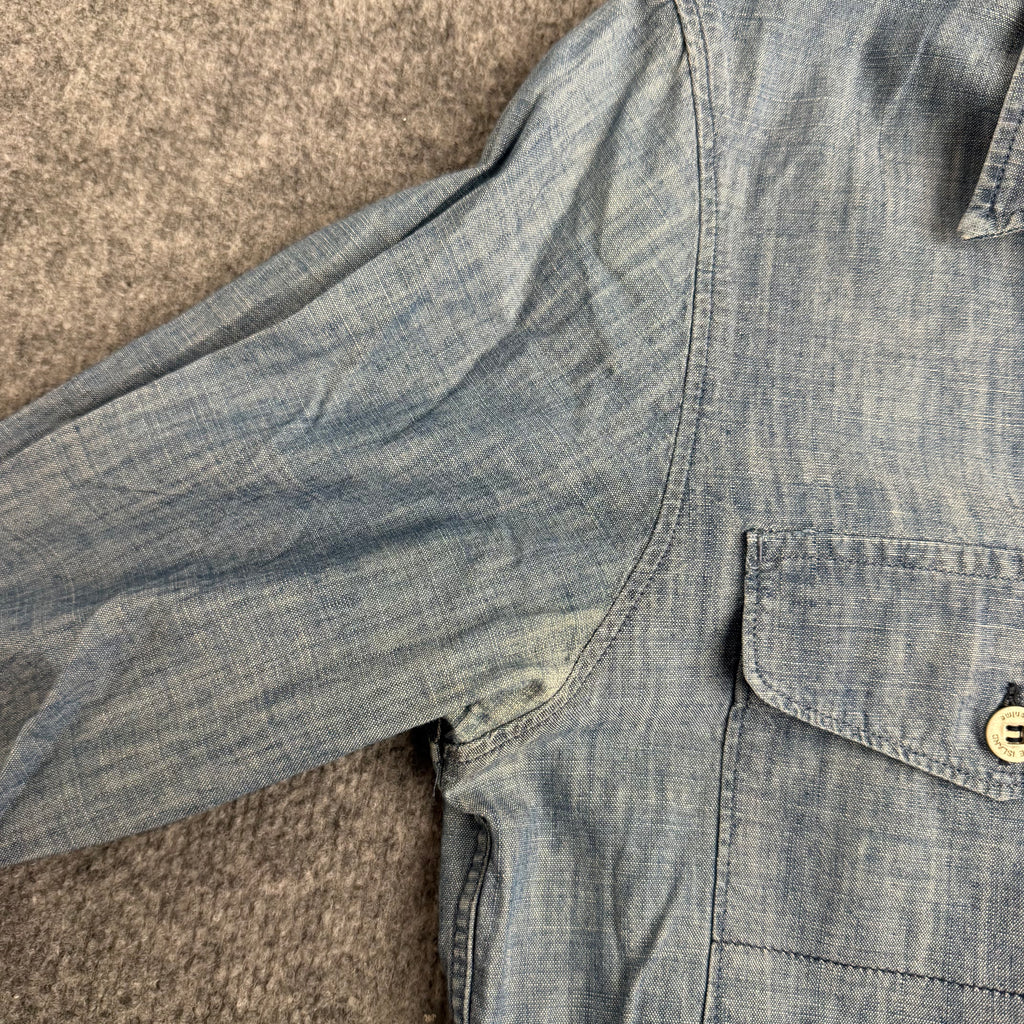 Stone Island skjorte (Str. S)