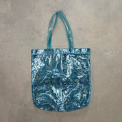 A bathing ape taske