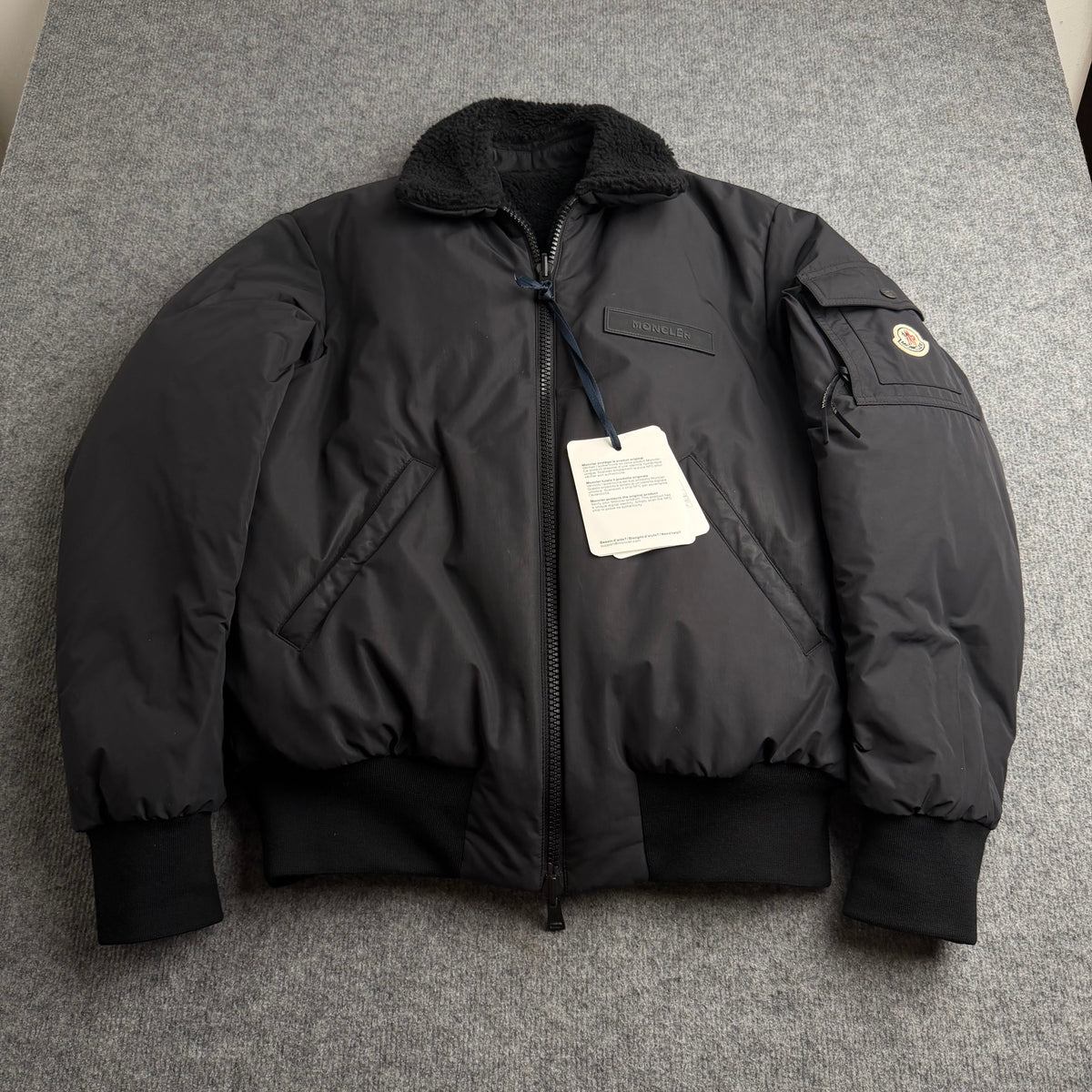 Moncler reversible bomber jakke (Str. S)