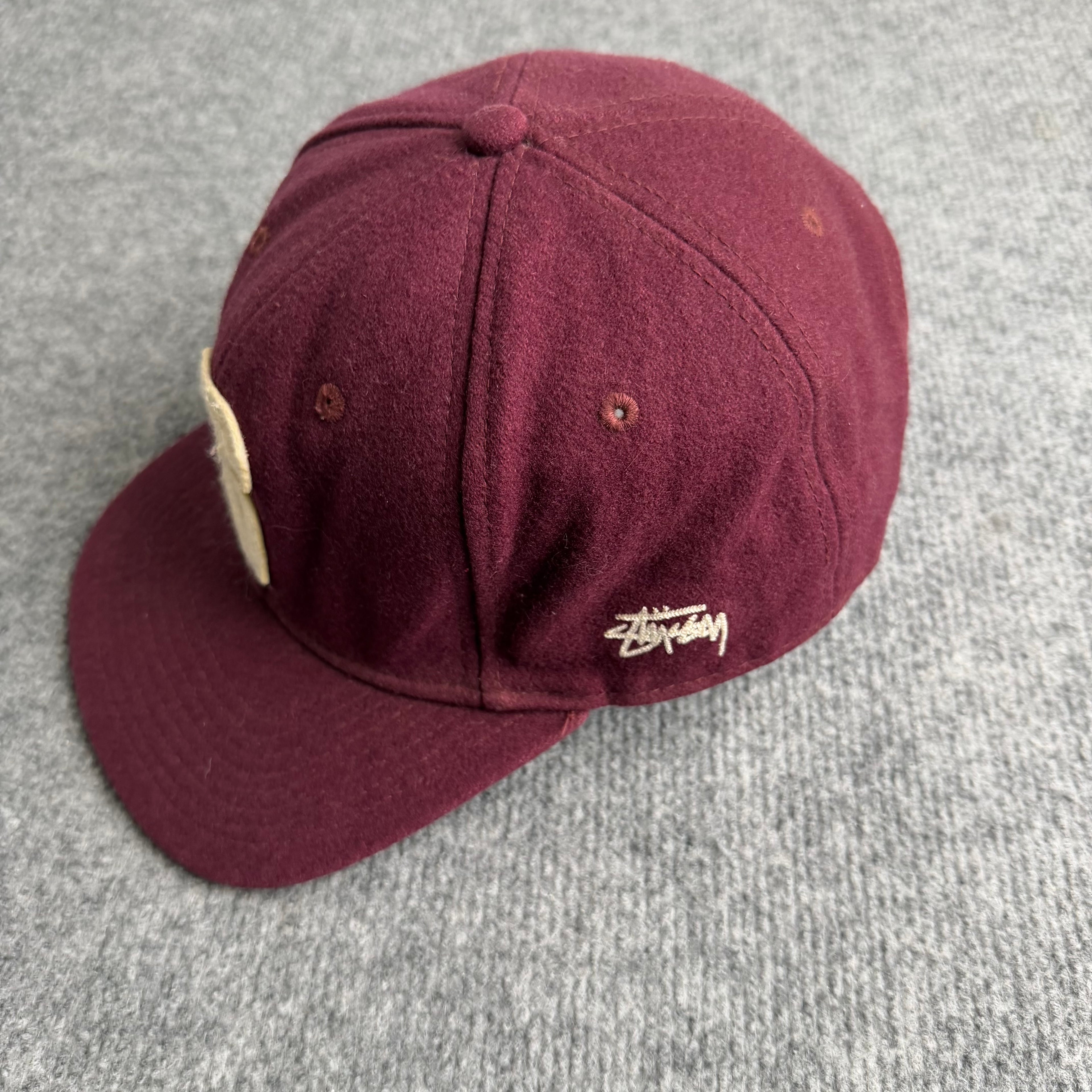 Stussy kasket