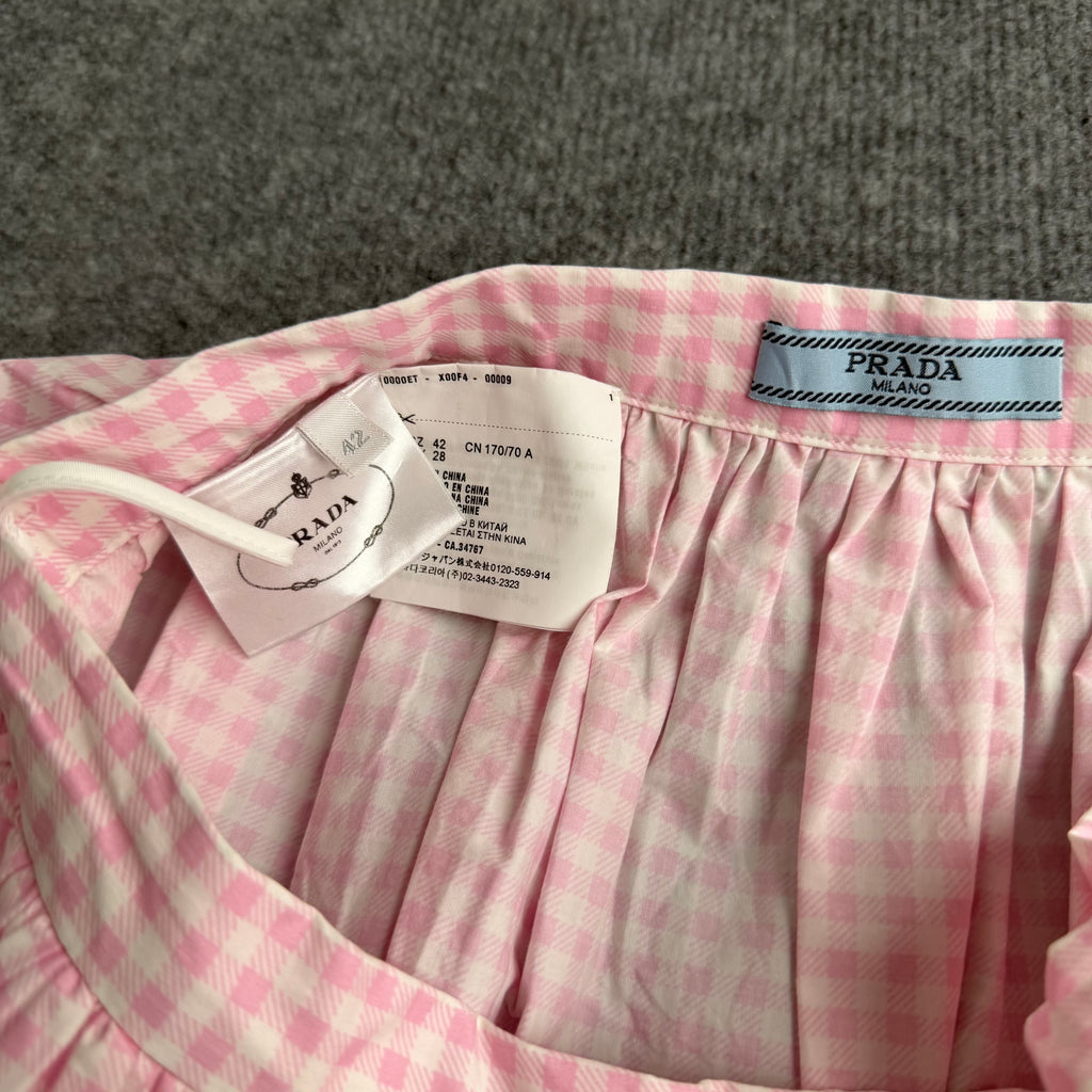 Prada nederdel (Str. 42)