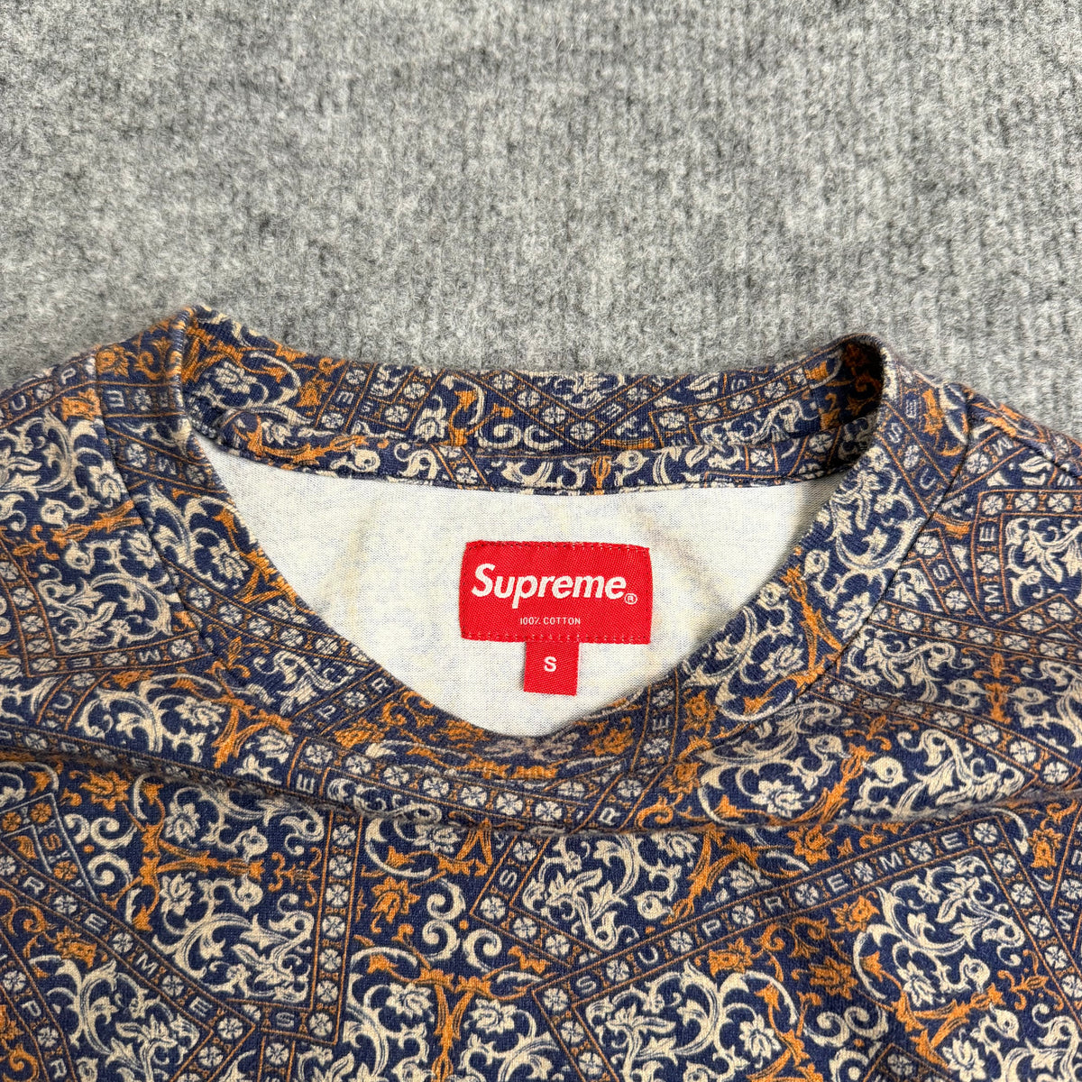 Supreme t-shirt (Str. S)