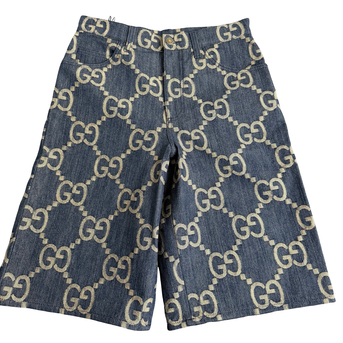 Gucci shorts (Str. 30)