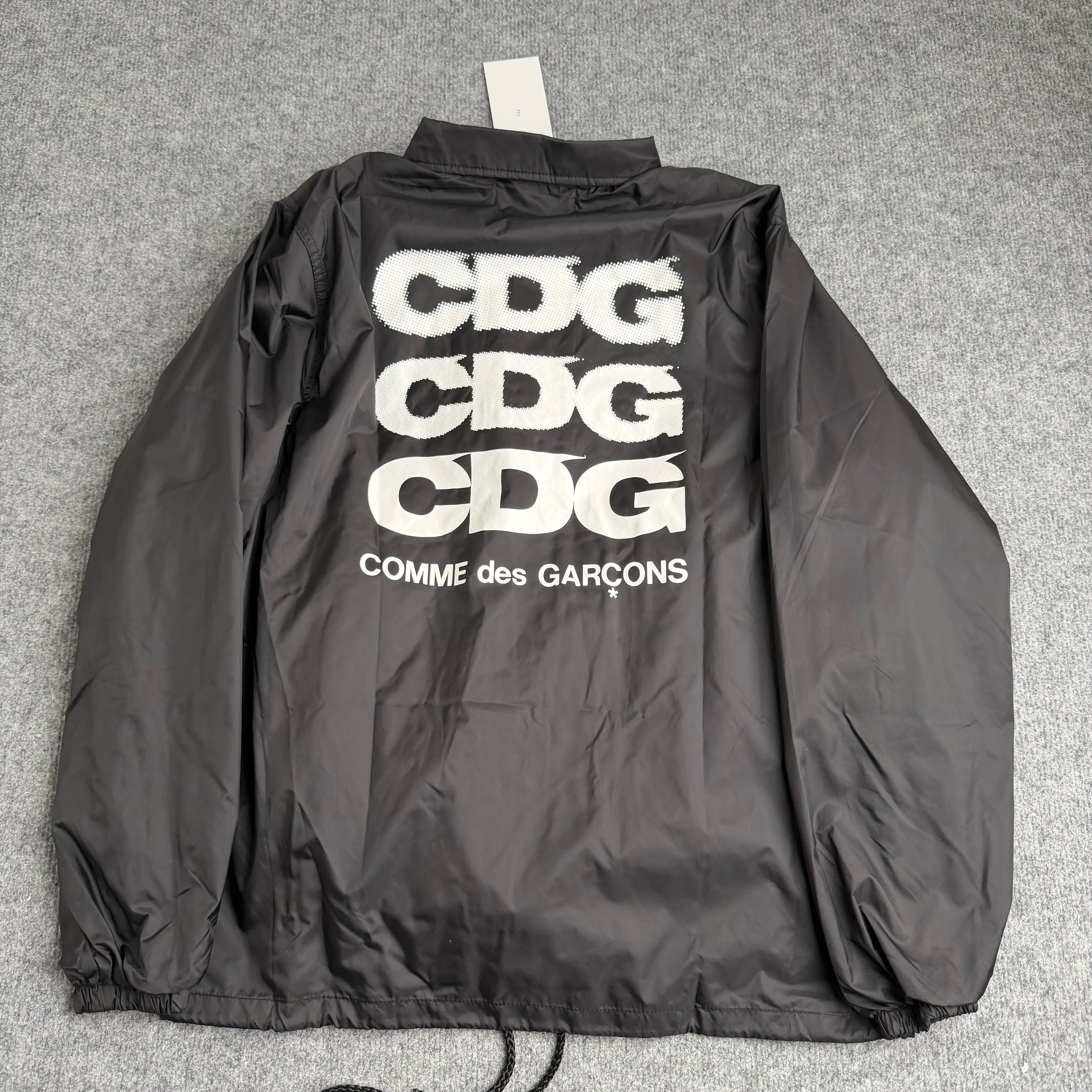 Comme des garcons jakke (Str. S)