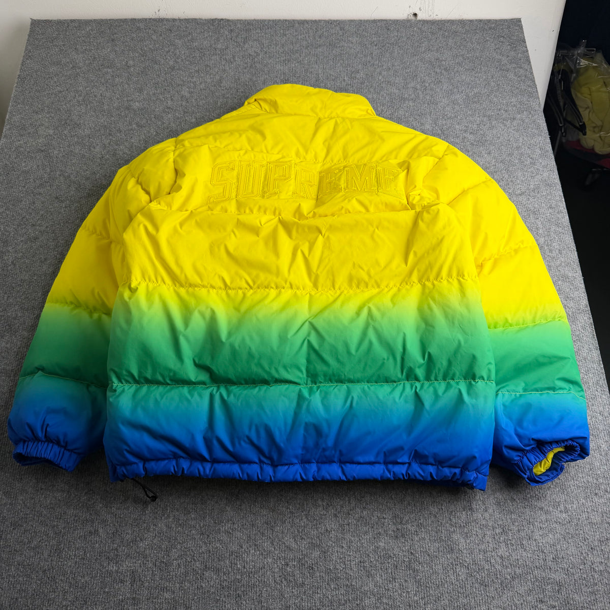 Supreme jakke (Str. L)