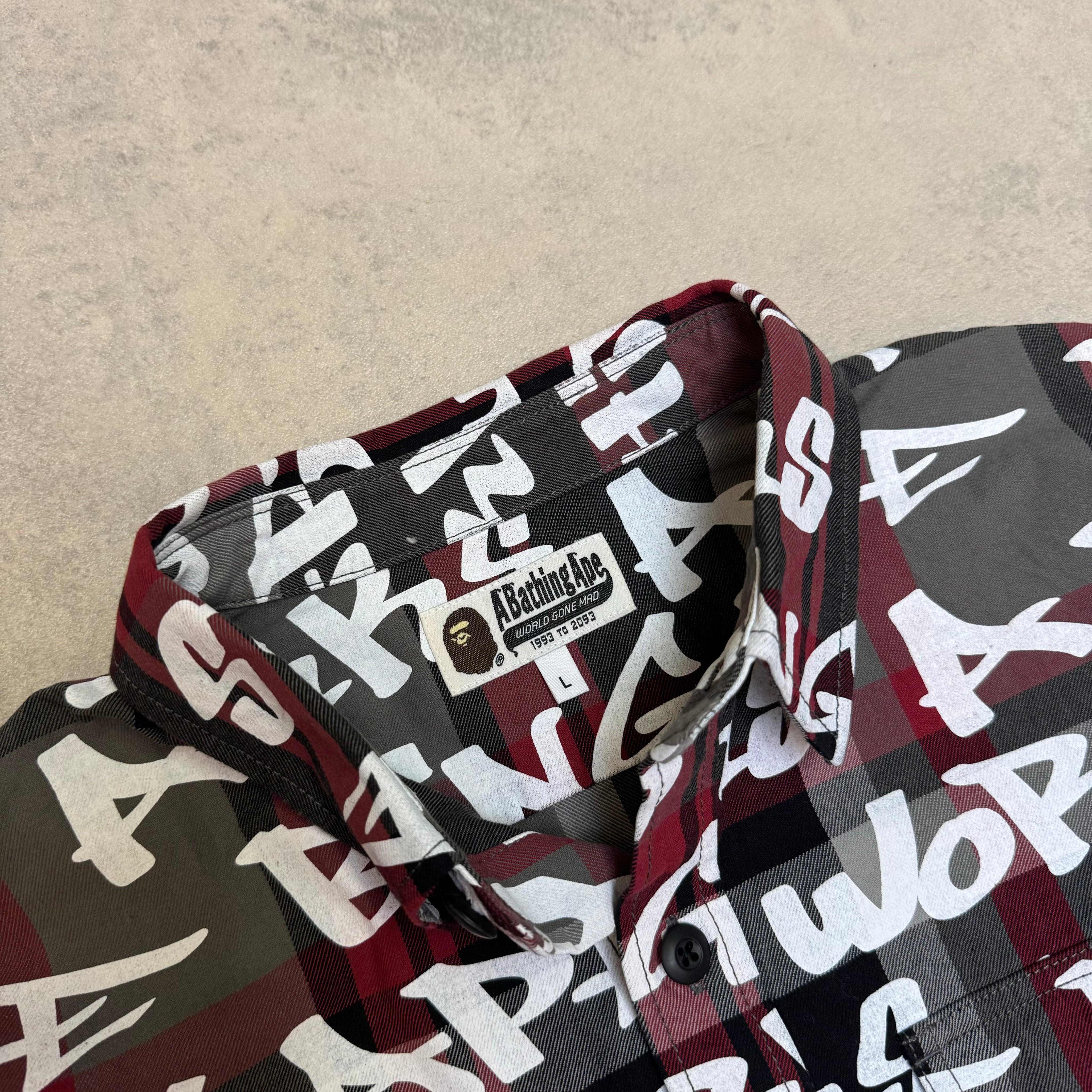 A Bathing Ape skjorte (Str. L)