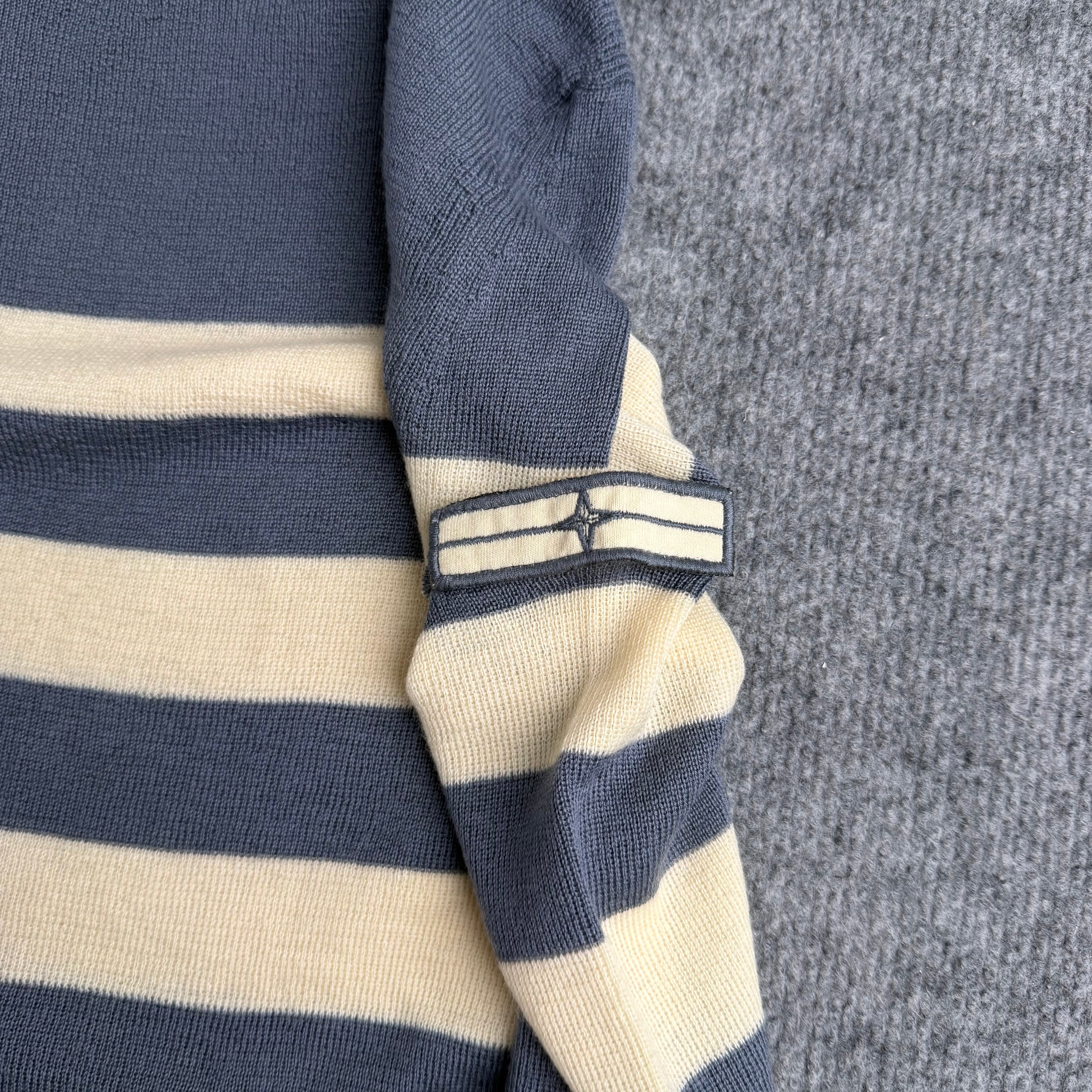 Stone island bluse (Str. M)