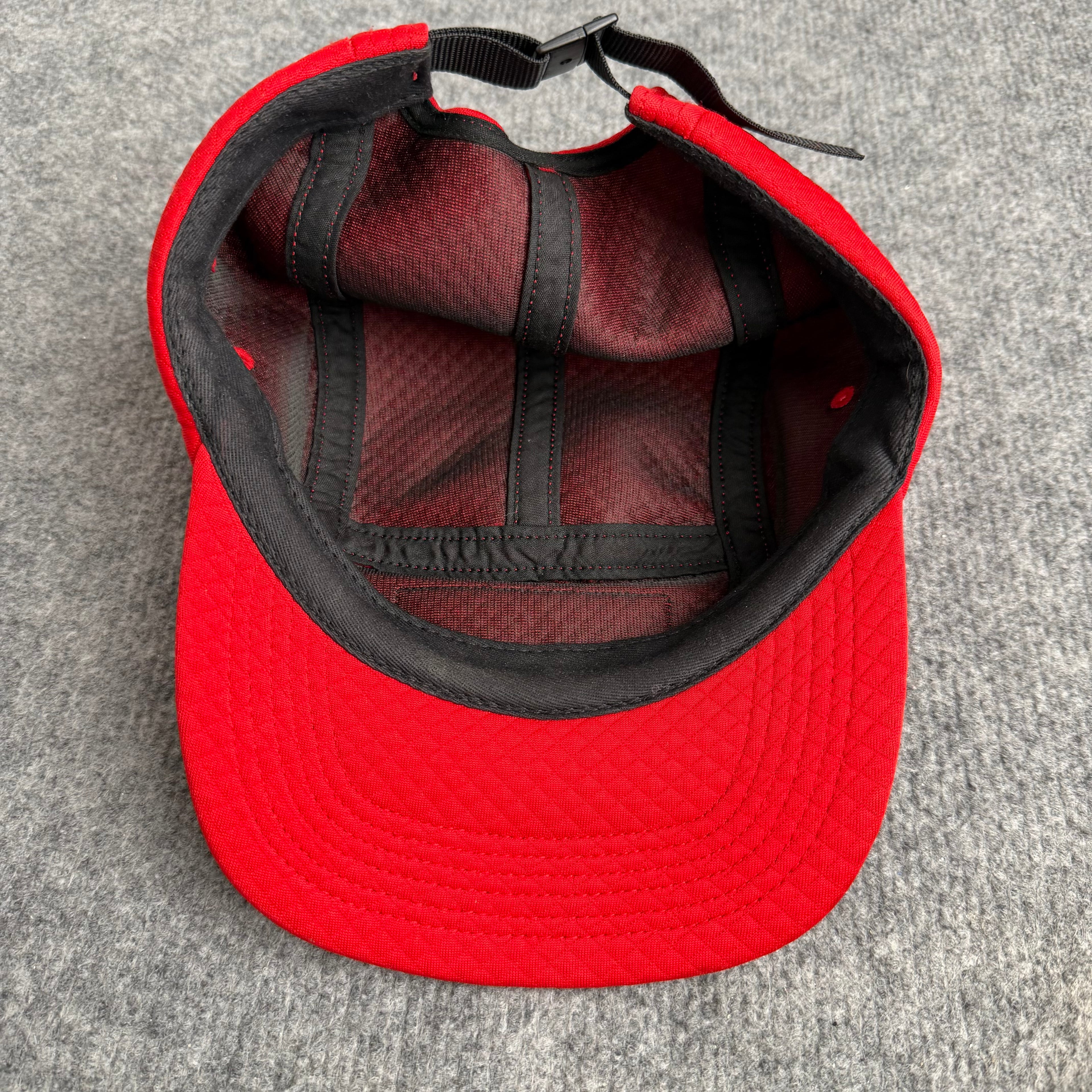 Supreme kasket