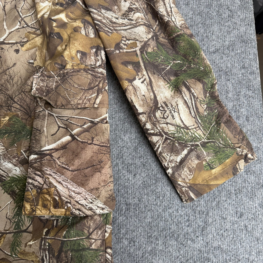 Stussy camo frakke (Str. M)