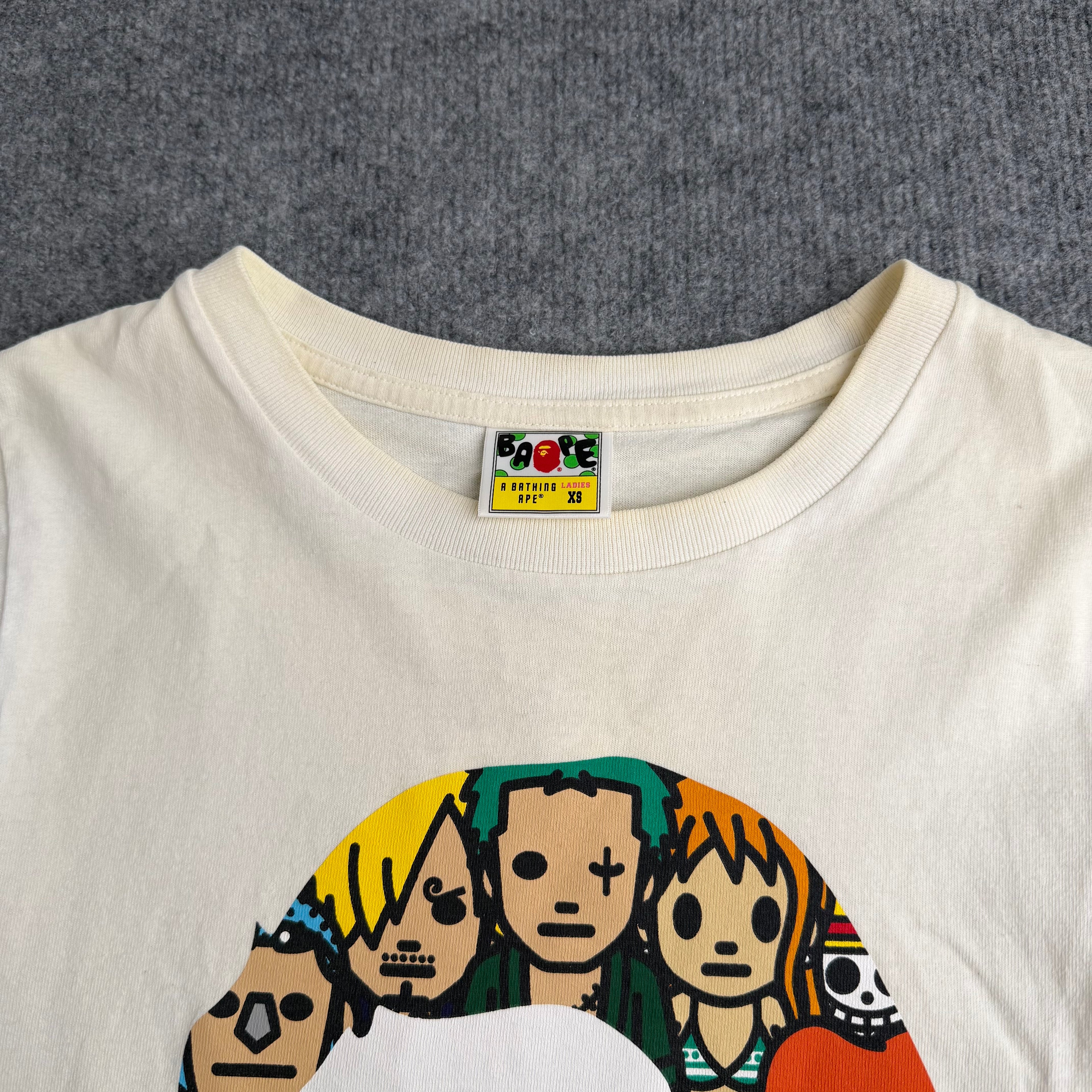 A bathing ape t-shirt (Str. XS)