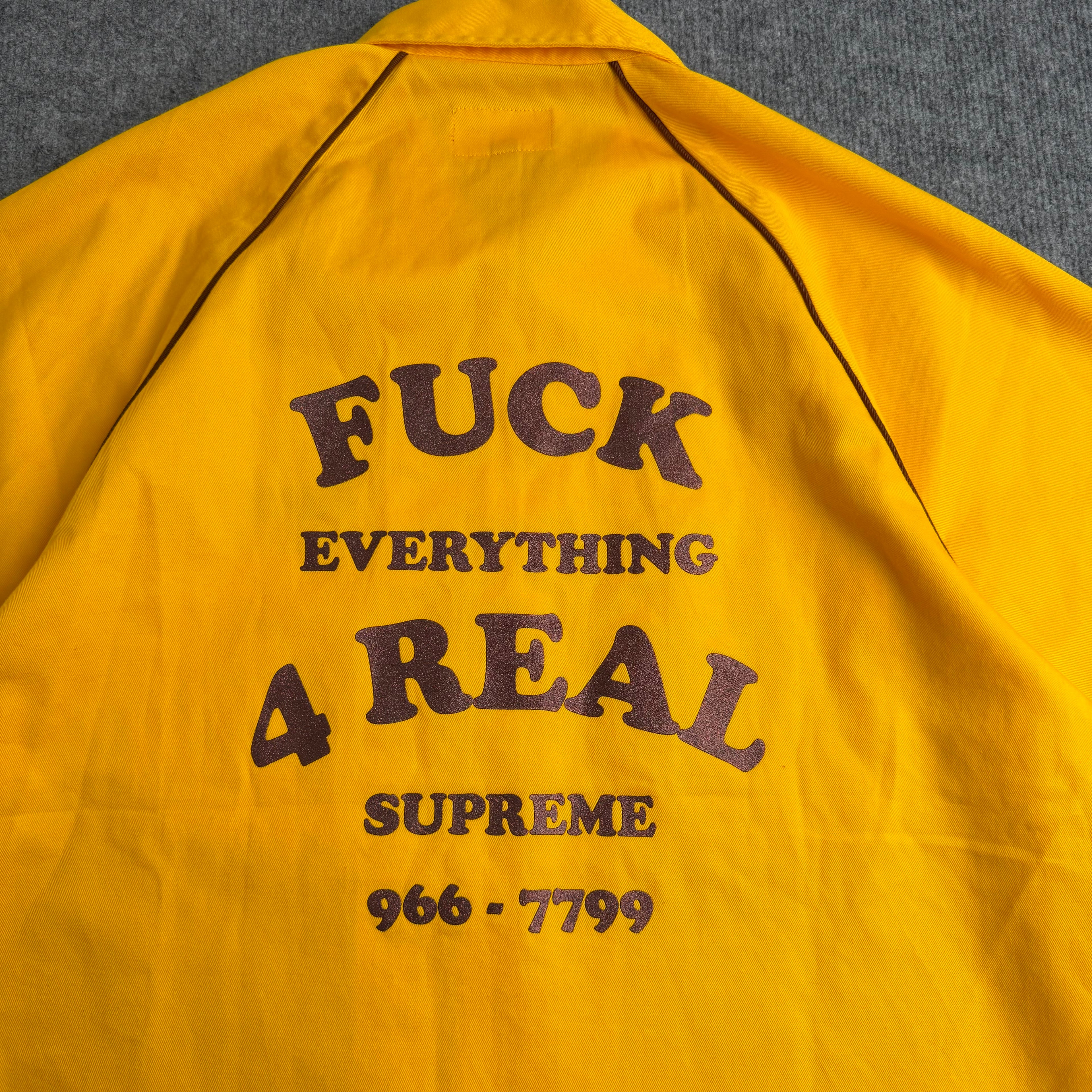 Supreme skjorte (Str. M)