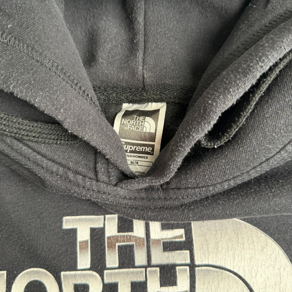 Supreme x the north face hættetrøje (Str. M)